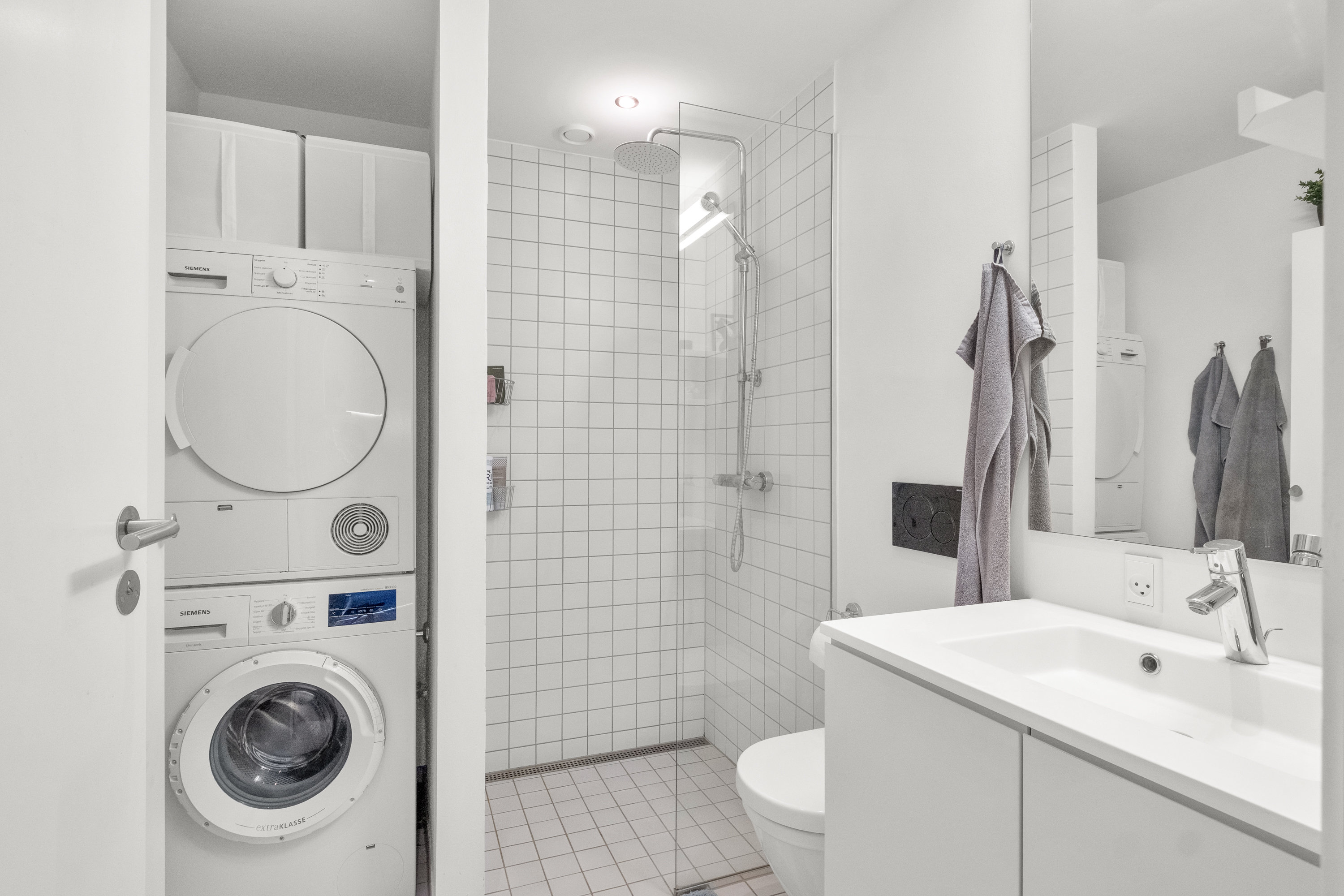 Fremhævet badeværelse billede i fuldskærmstilstand. Billede af Frederiks Plads 8, 1. 3., 8000 Aarhus C