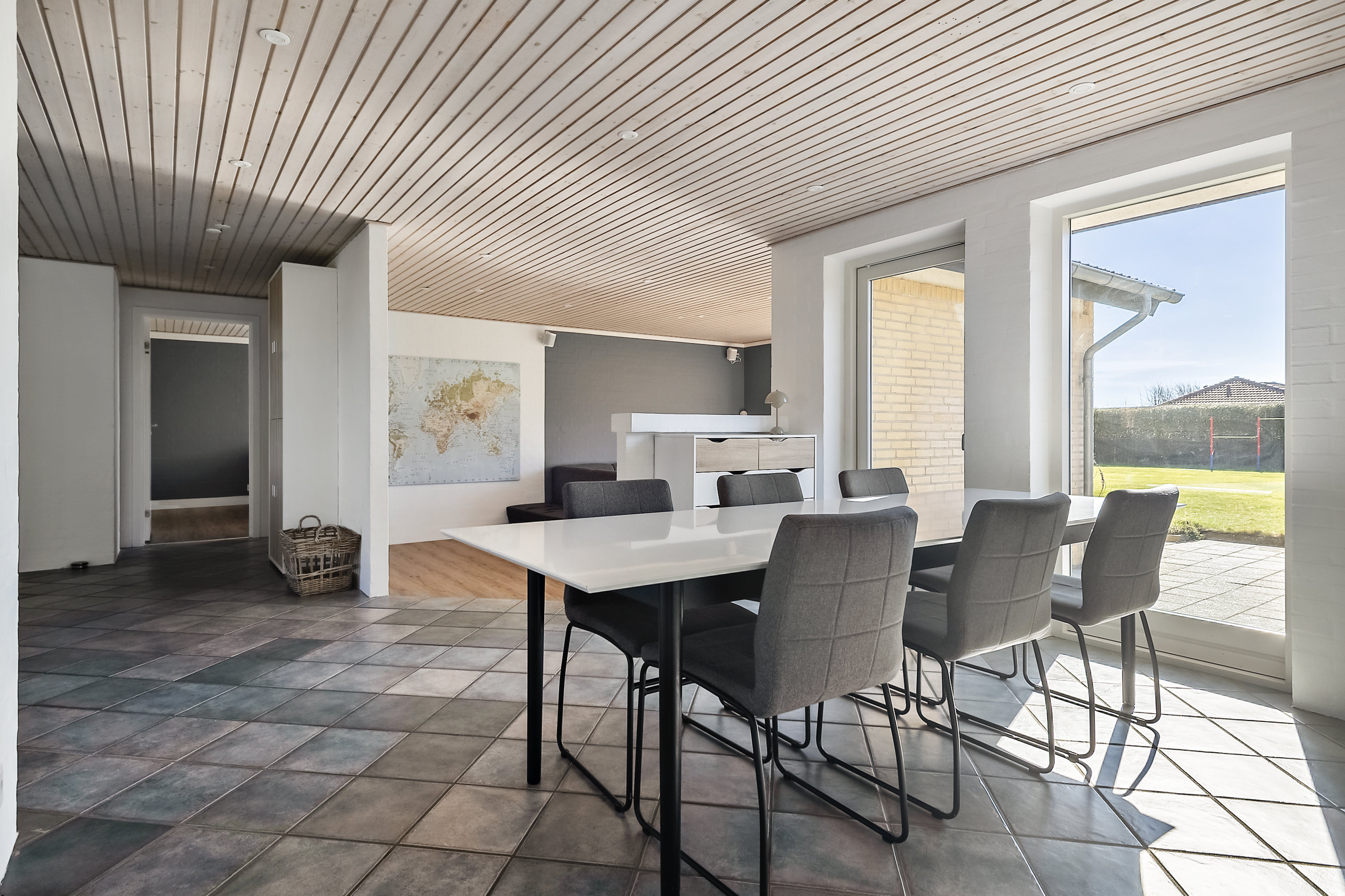 Fremhævet spisestue billede i fuldskærmstilstand. Billede af Krabbes Ager 14, 8300 Odder