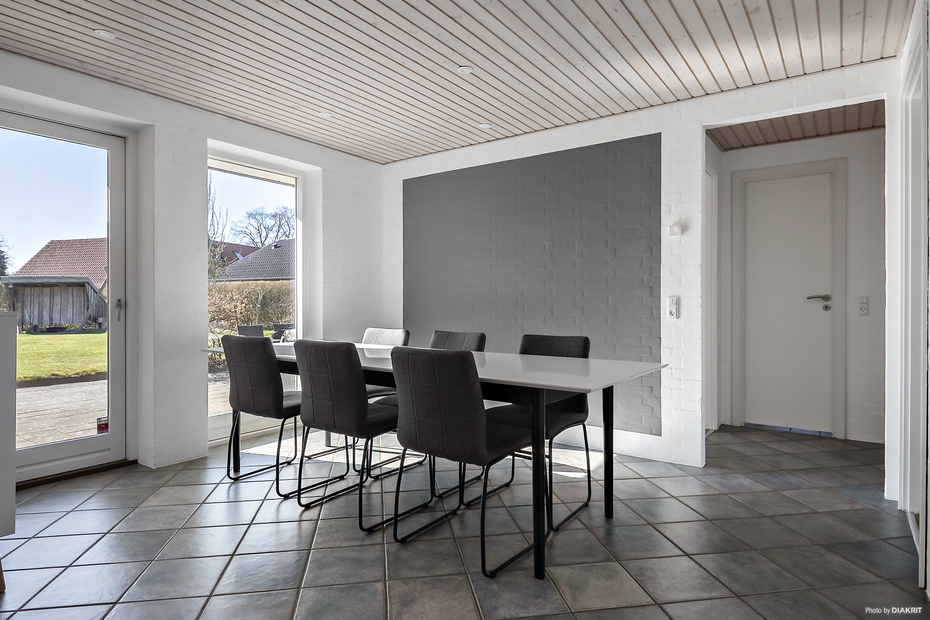 Fremhævet spisestue billede i fuldskærmstilstand. Billede af Krabbes Ager 14, 8300 Odder