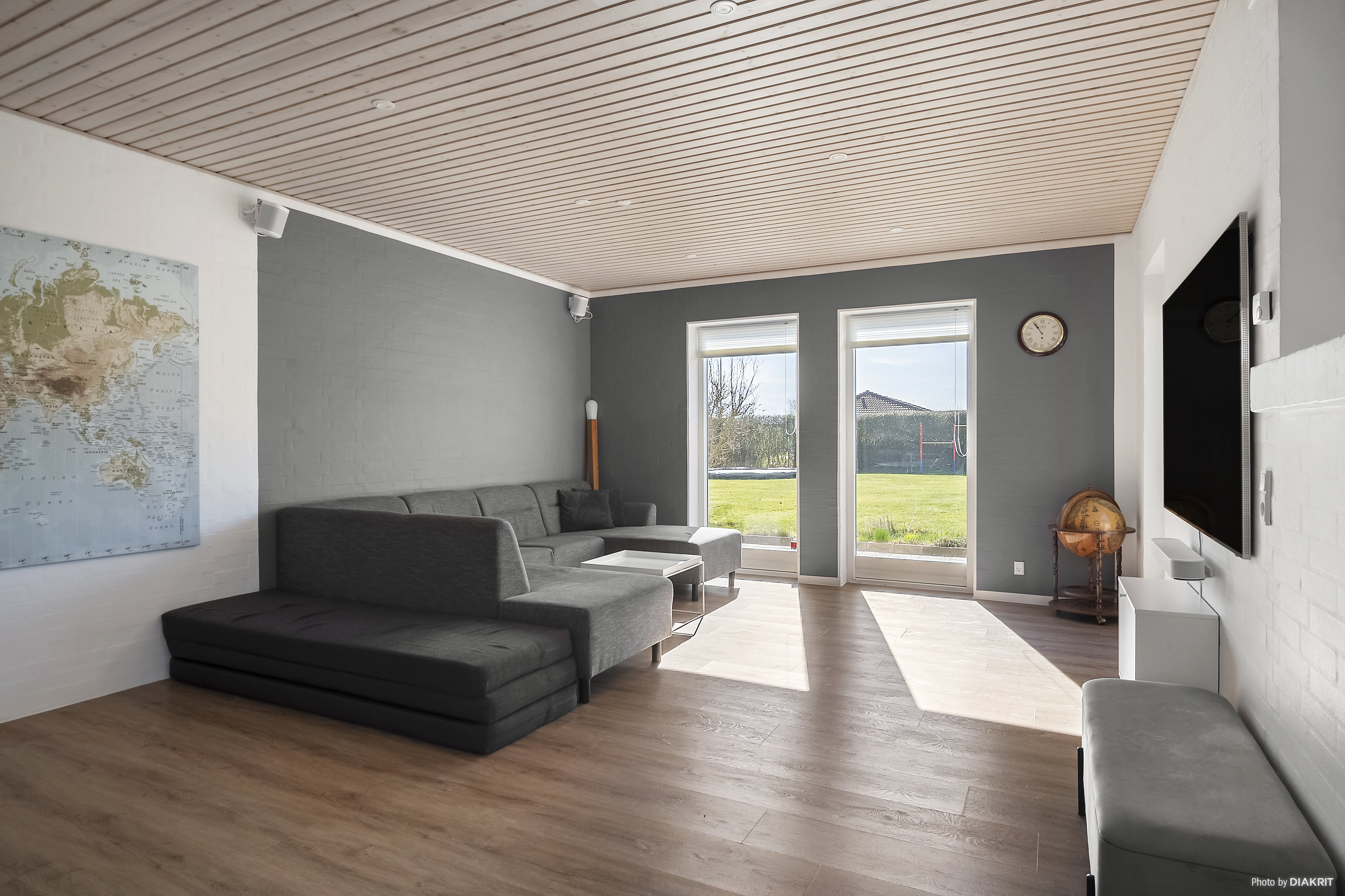 Fremhævet stue billede i fuldskærmstilstand. Billede af Krabbes Ager 14, 8300 Odder