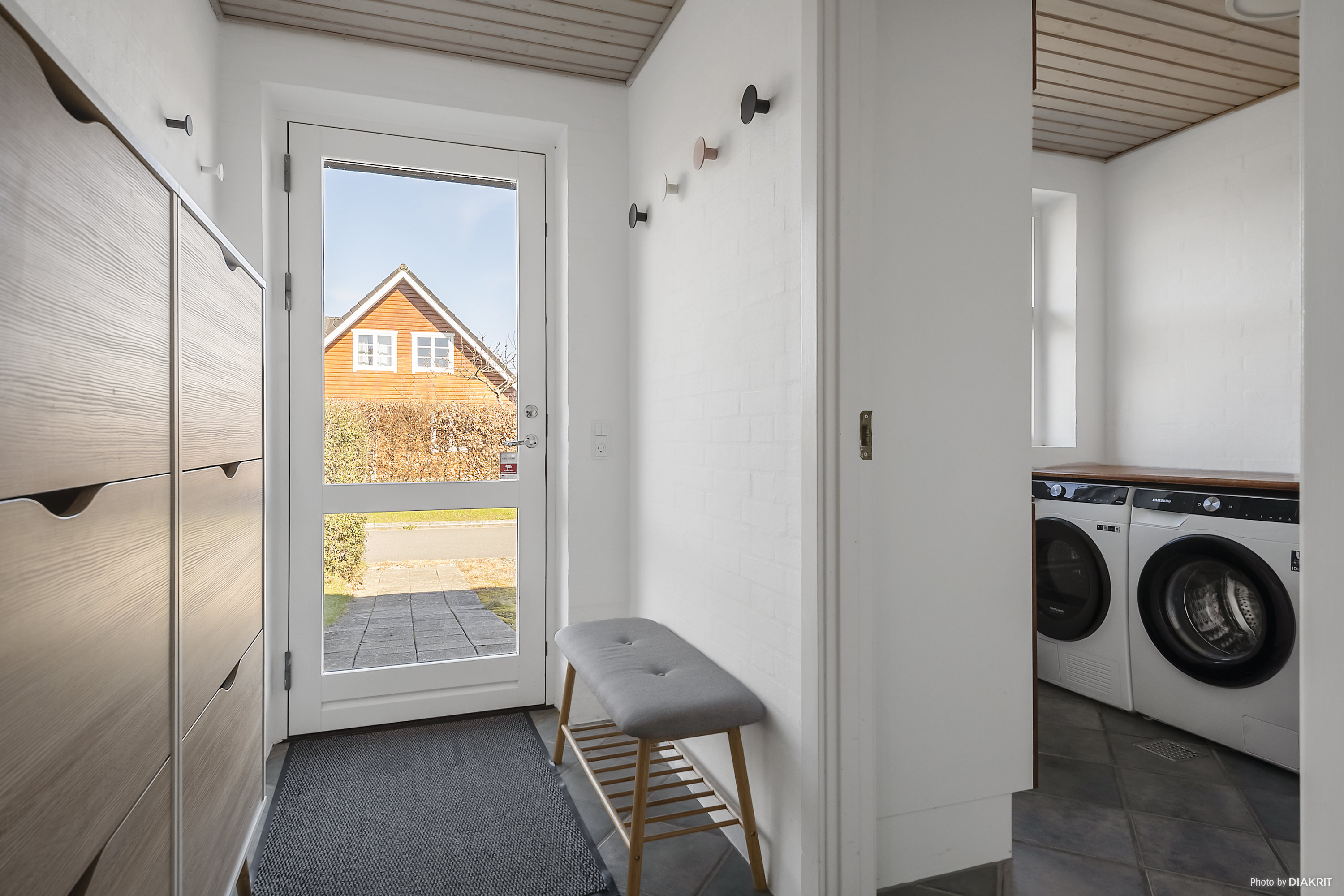 Fremhævet entré billede i fuldskærmstilstand. Billede af Krabbes Ager 14, 8300 Odder