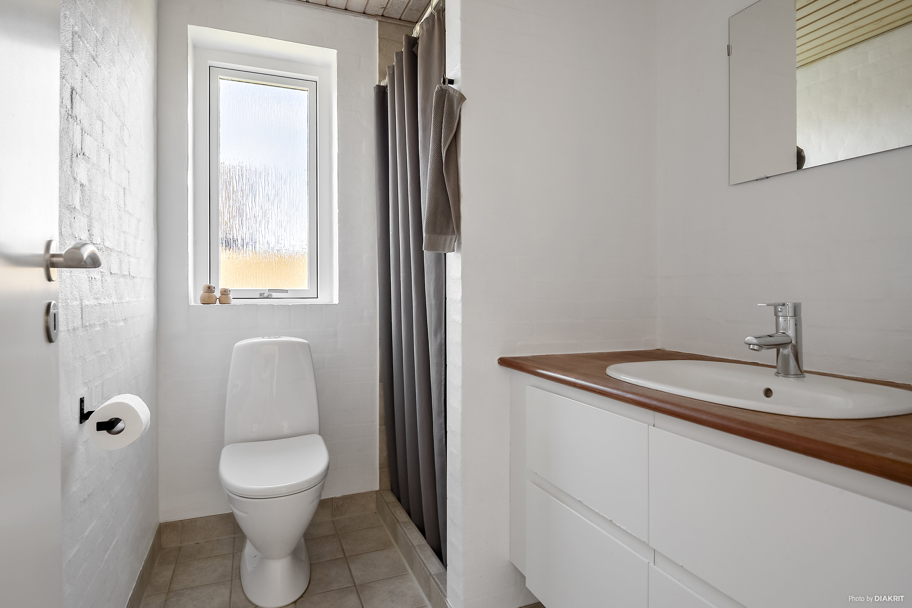 Fremhævet badeværelse billede i fuldskærmstilstand. Billede af Krabbes Ager 14, 8300 Odder