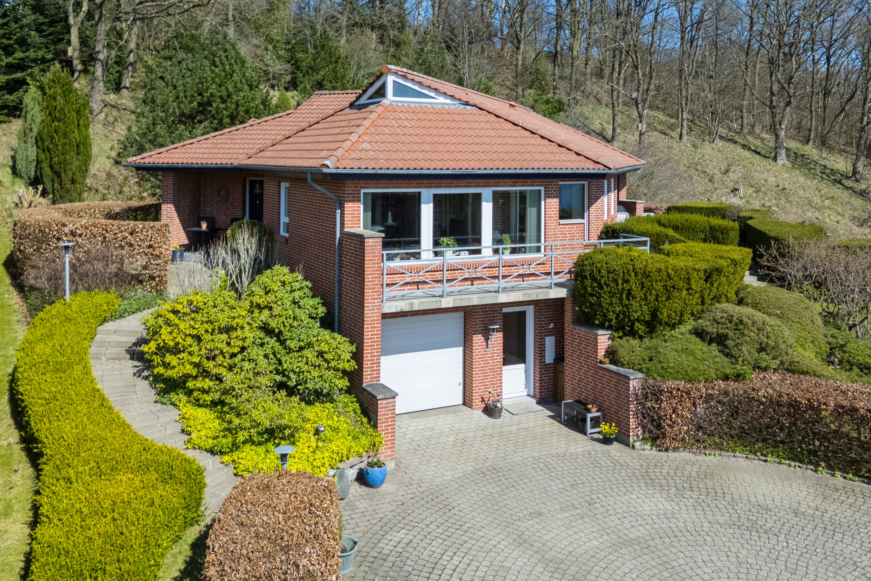 Fremhævet ejendommen billede i fuldskærmstilstand. Billede af Fyrbakken 8, 9500 Hobro