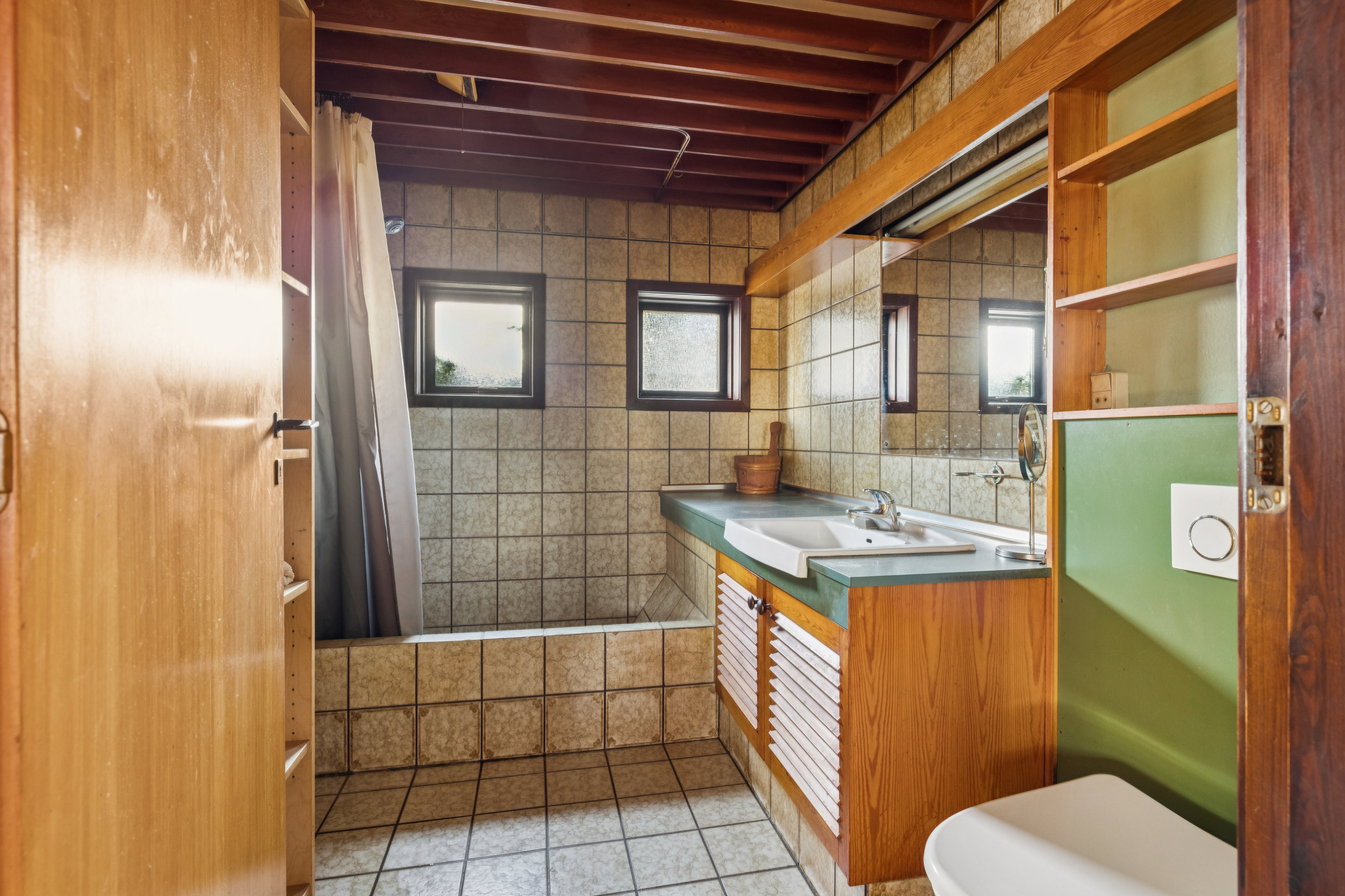 Fremhævet badeværelse billede i fuldskærmstilstand. Billede af Markvænget 1, Sjørup, 8800 Viborg