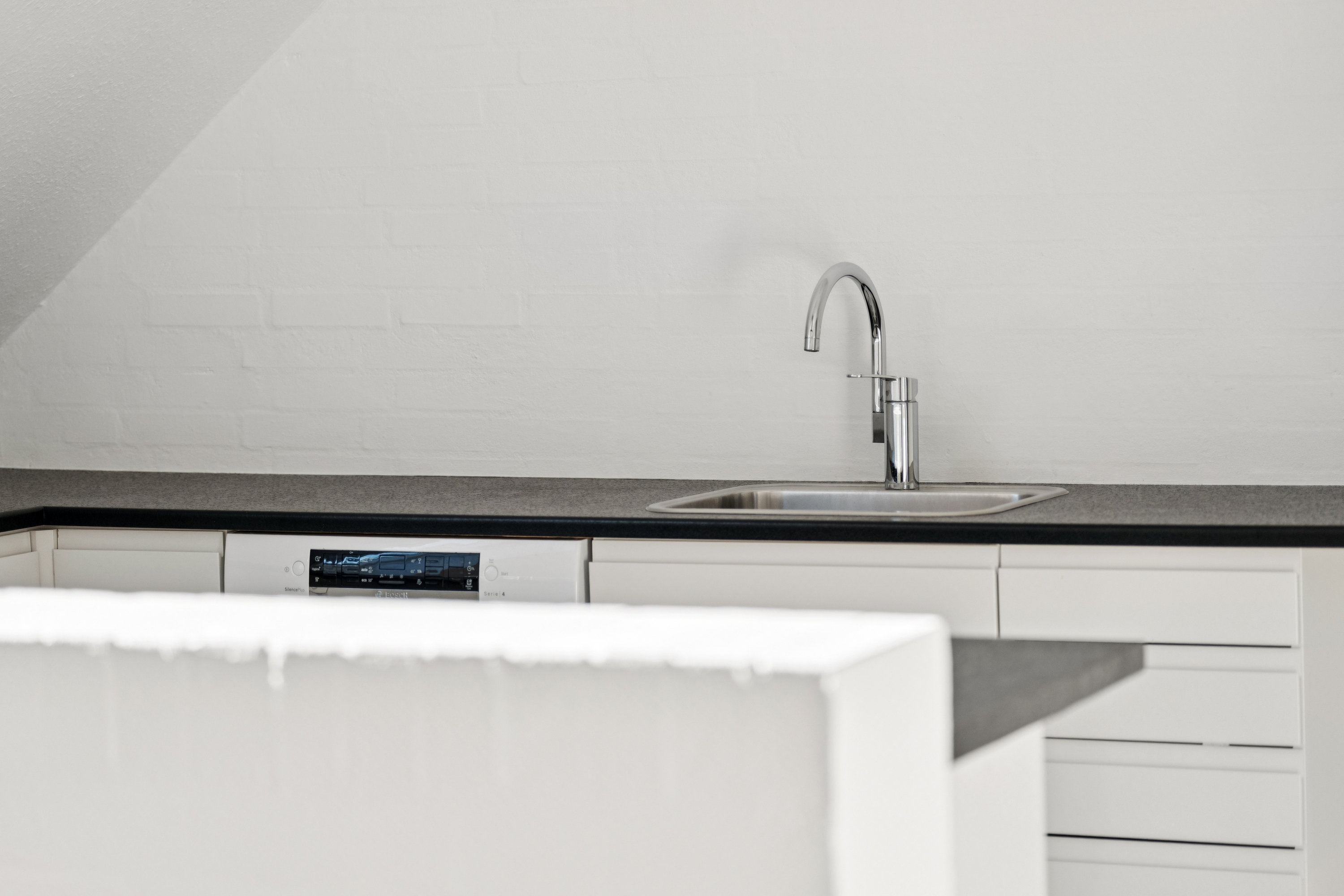 Fremhævet køkken billede i fuldskærmstilstand. Billede af Jakob Skomager Vej 1, 2. 1., Hasseris, 9000 Aalborg