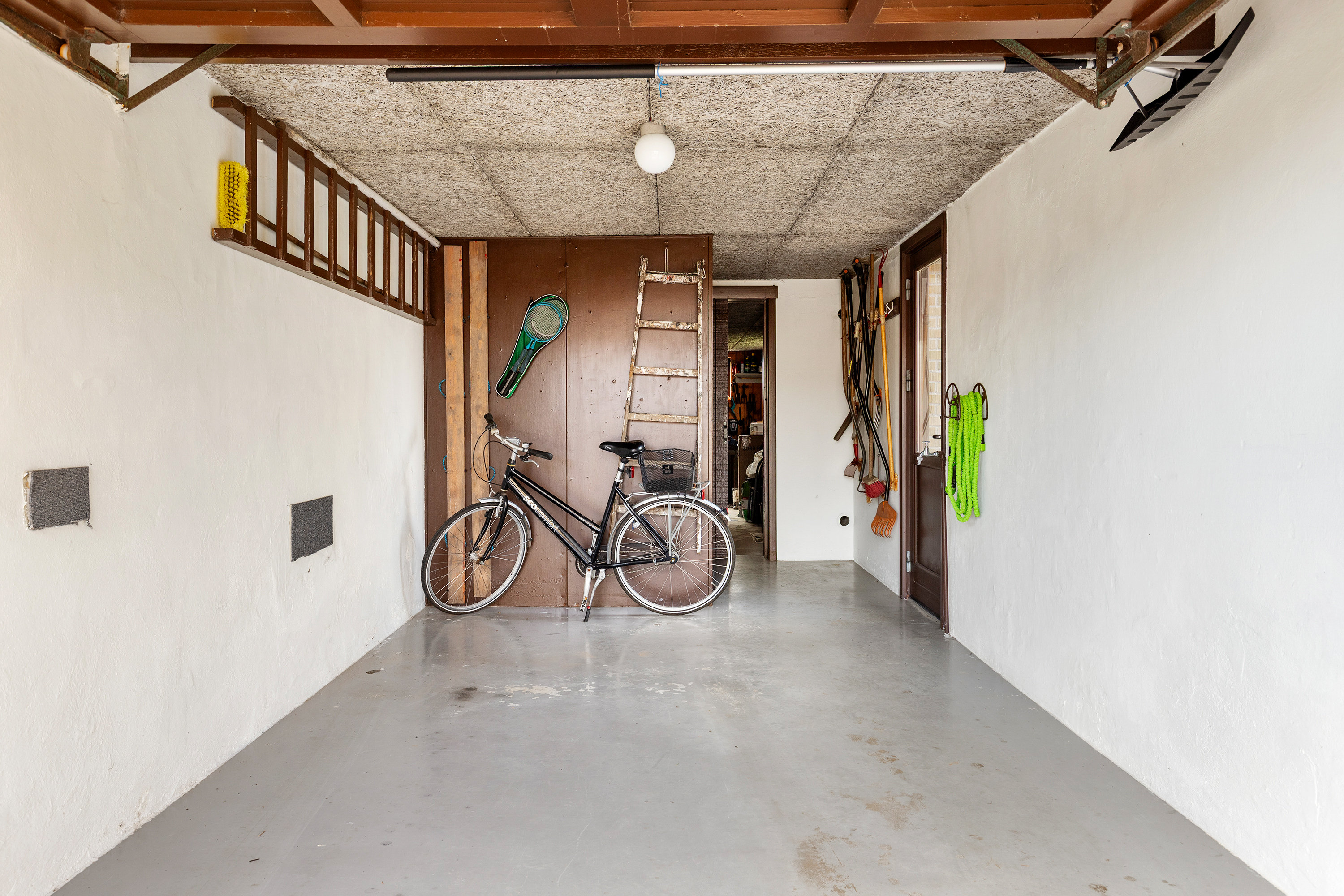 Fremhævet garage billede i fuldskærmstilstand. Billede af Forsytiavej 5, Serritslev, 9700 Brønderslev