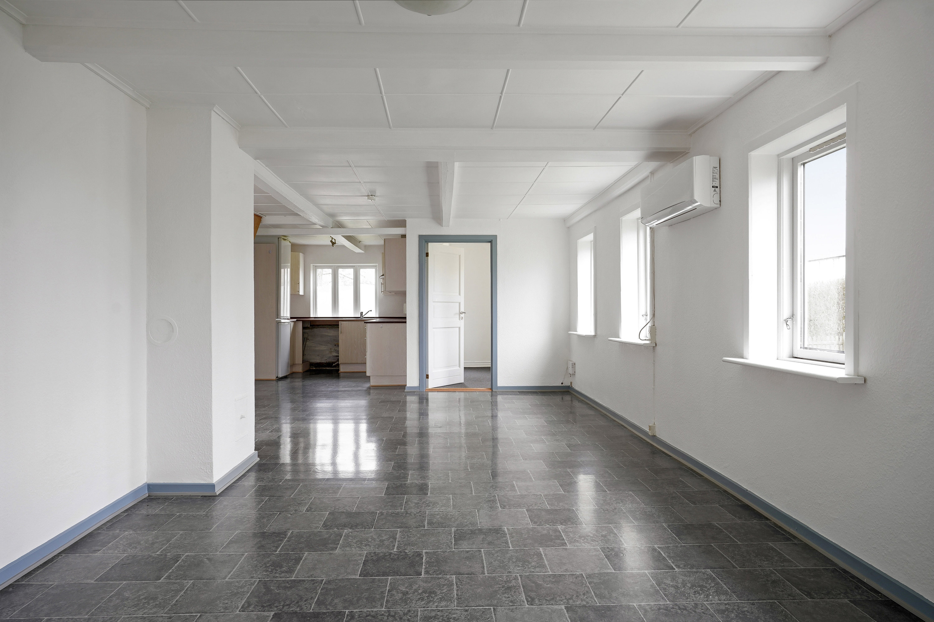 Fremhævet stue billede i fuldskærmstilstand. Billede af Hvejselvej 77, Hvejsel, 7300 Jelling