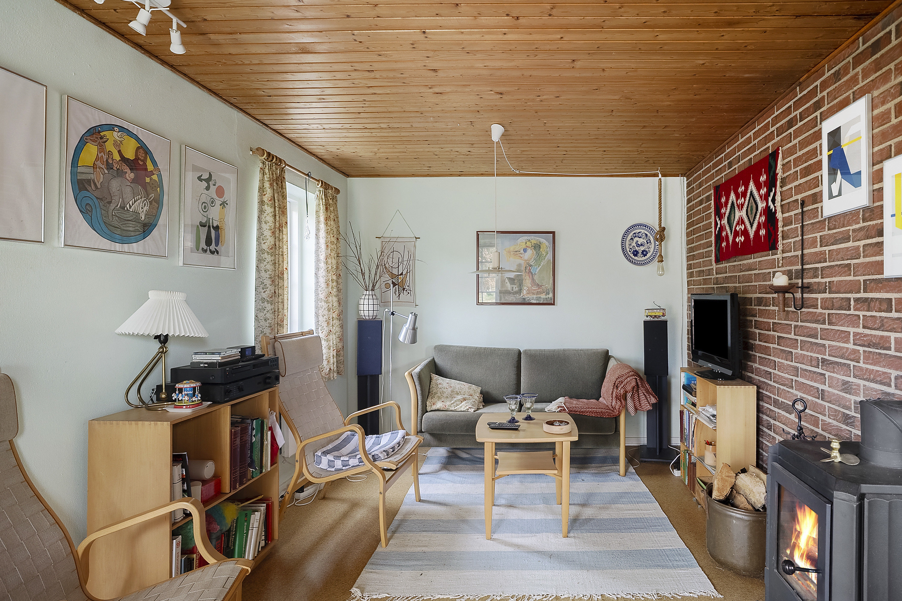 Fremhævet stue billede i fuldskærmstilstand. Billede af Hummelmosevej 17, Vedersø, 6990 Ulfborg