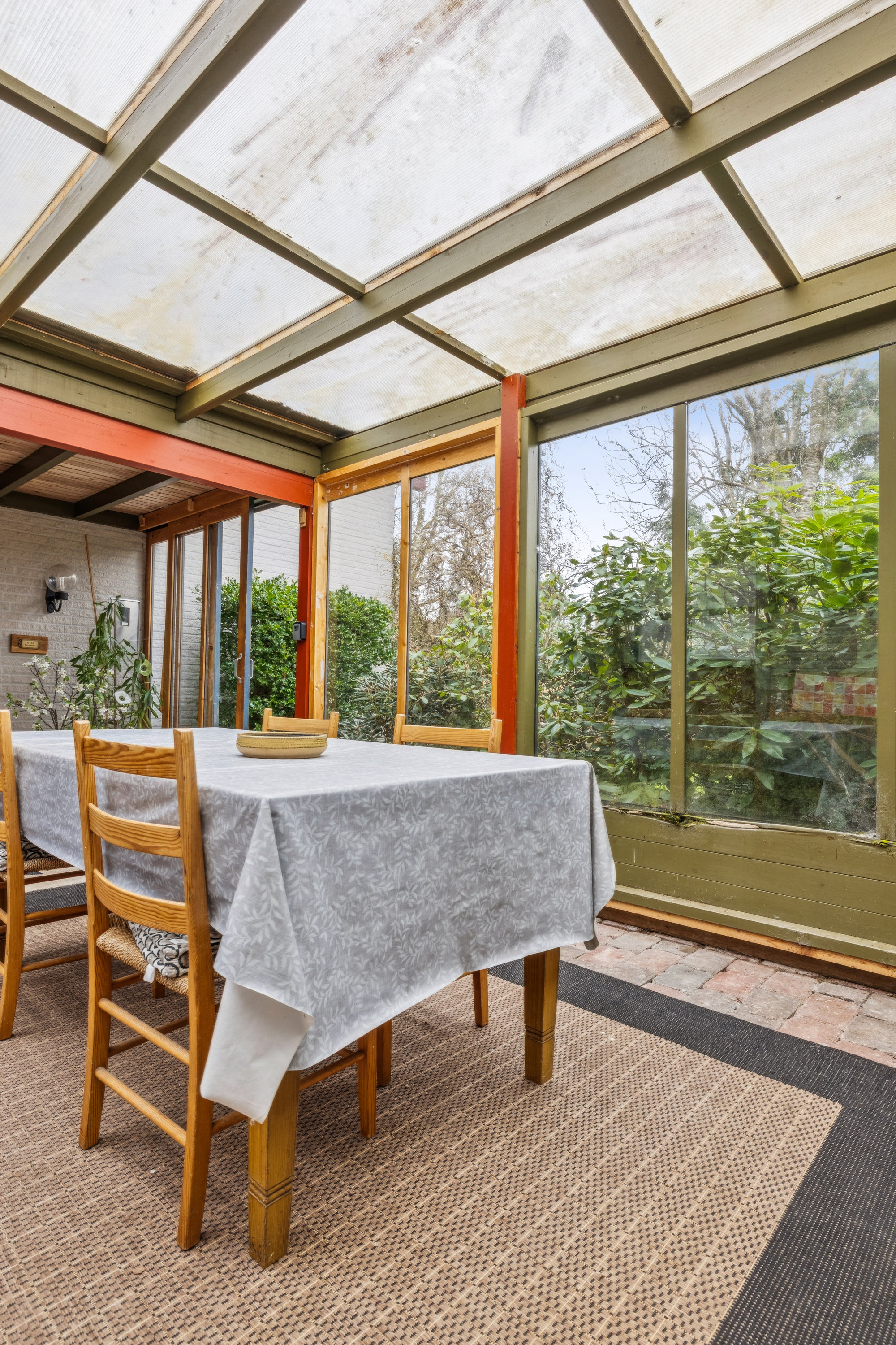 Fremhævet udestue billede i fuldskærmstilstand. Billede af Kløvevej 26, Skørring, 8544 Mørke