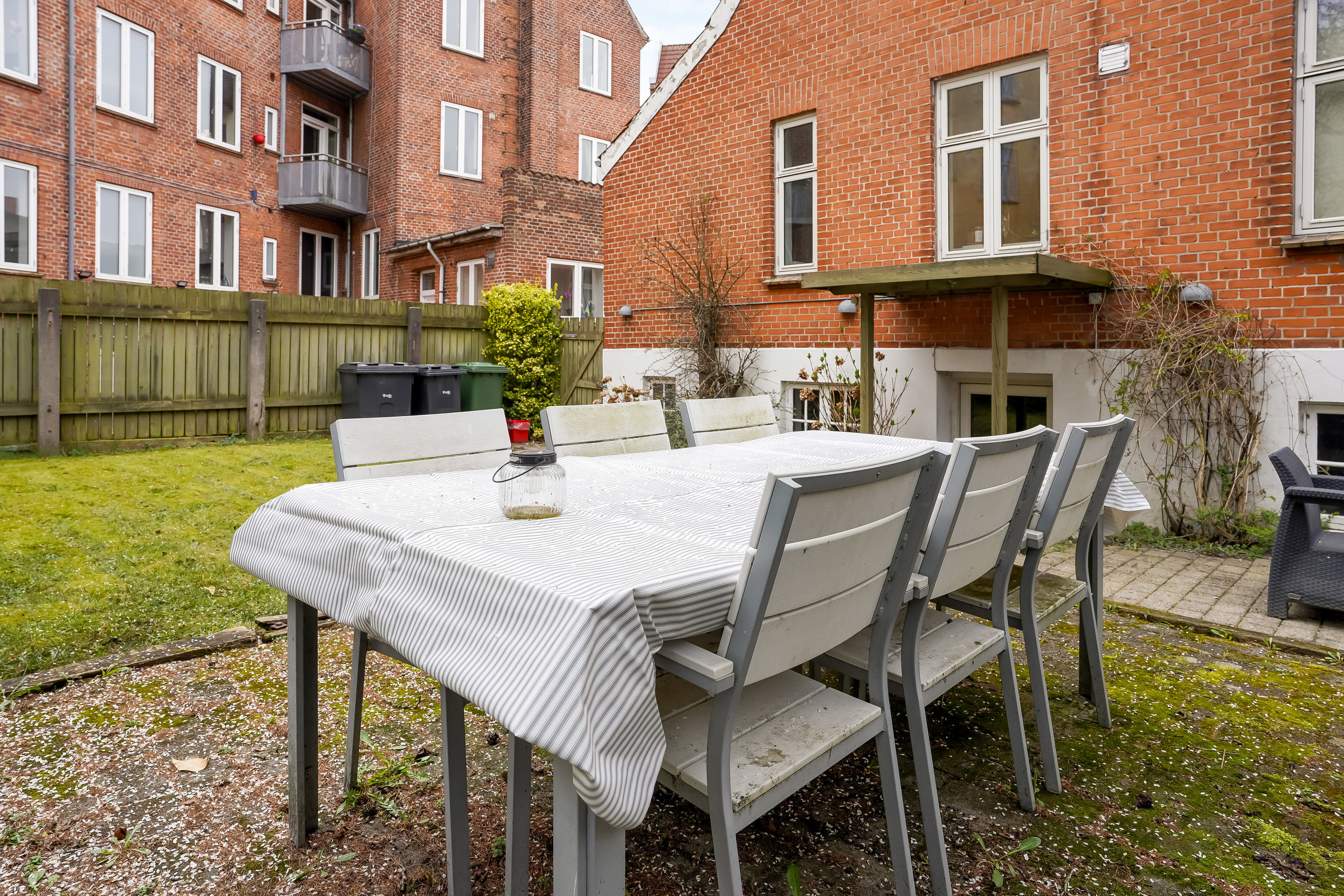 Fremhævet terrasse billede i fuldskærmstilstand. Billede af Aagade 69, st.., 7100 Vejle
