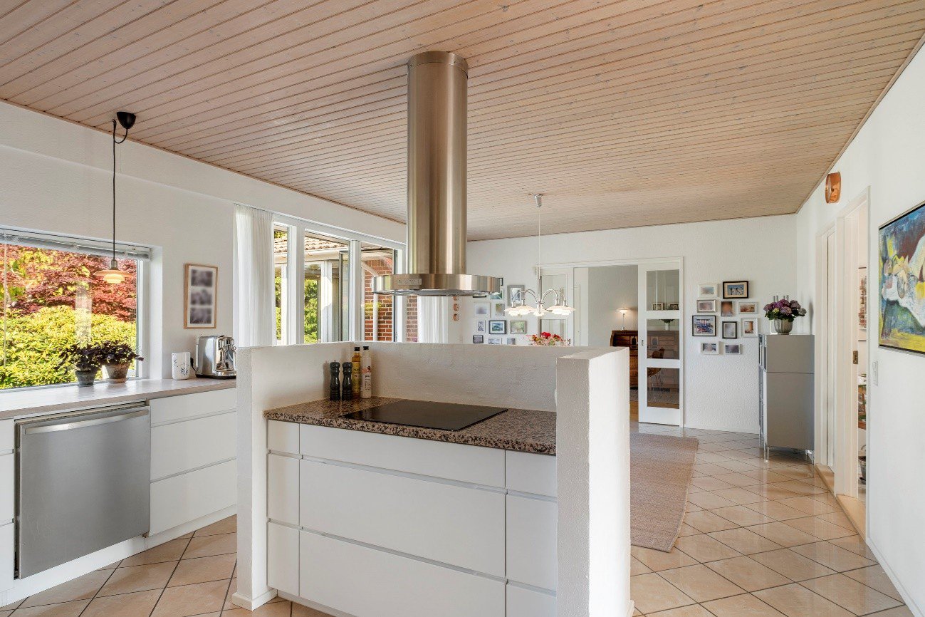 Fremhævet  billede i fuldskærmstilstand. Billede af Furesøkrogen 14, 2830 Virum