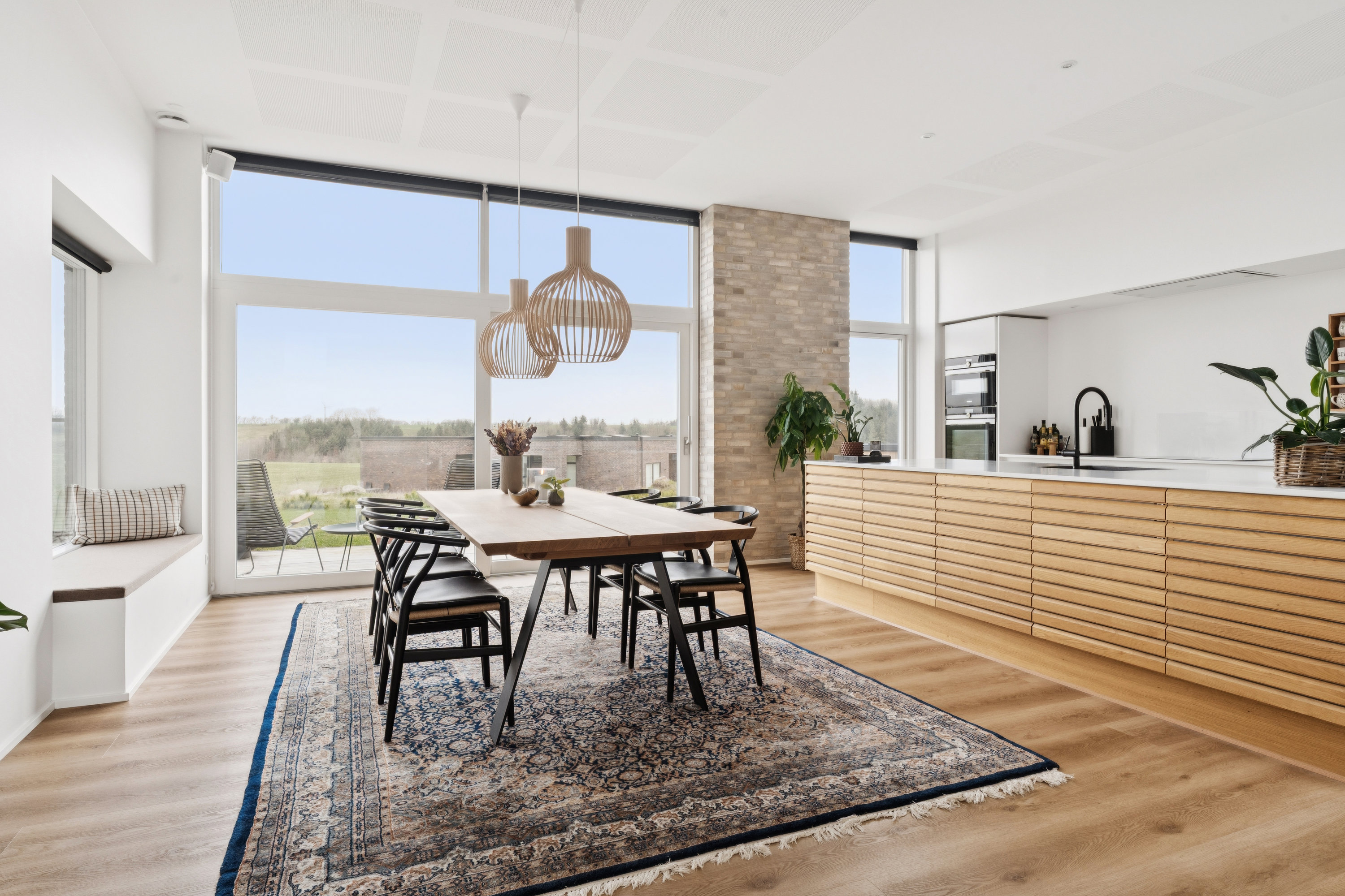 Fremhævet stue billede i fuldskærmstilstand. Billede af Høje Støvring 238, 9530 Støvring