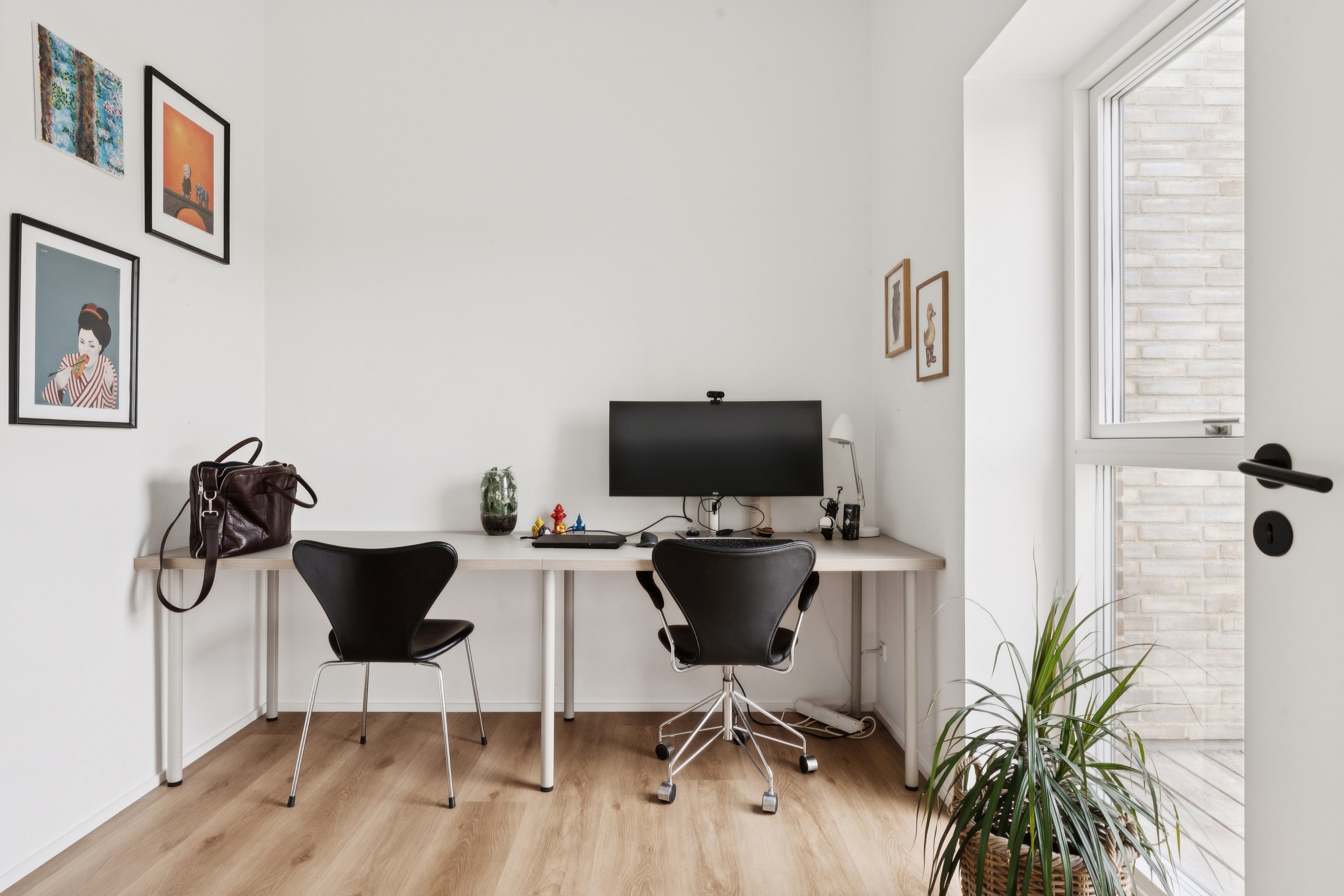 Fremhævet stue billede i fuldskærmstilstand. Billede af Høje Støvring 238, 9530 Støvring