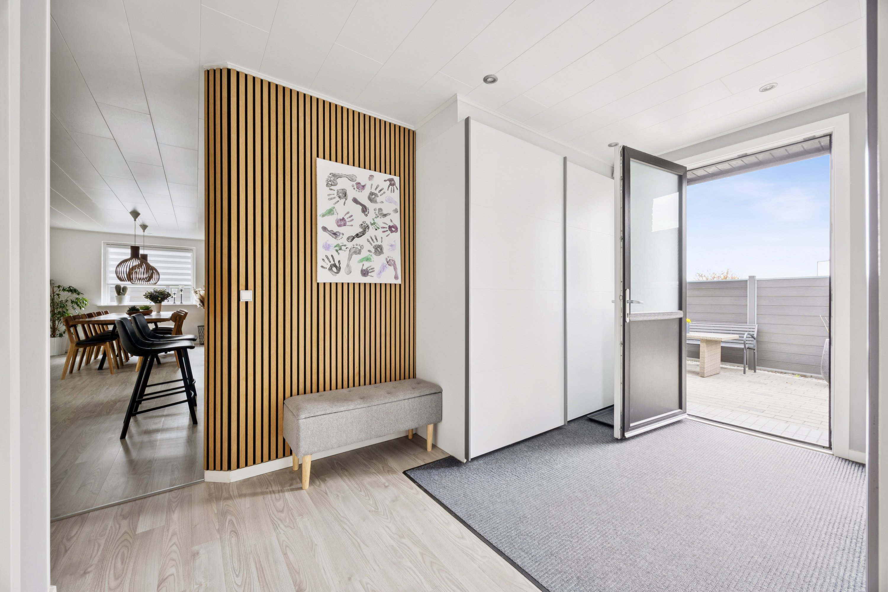 Fremhævet gang billede i fuldskærmstilstand. Billede af Ewaldsvej 9, 4600 Køge