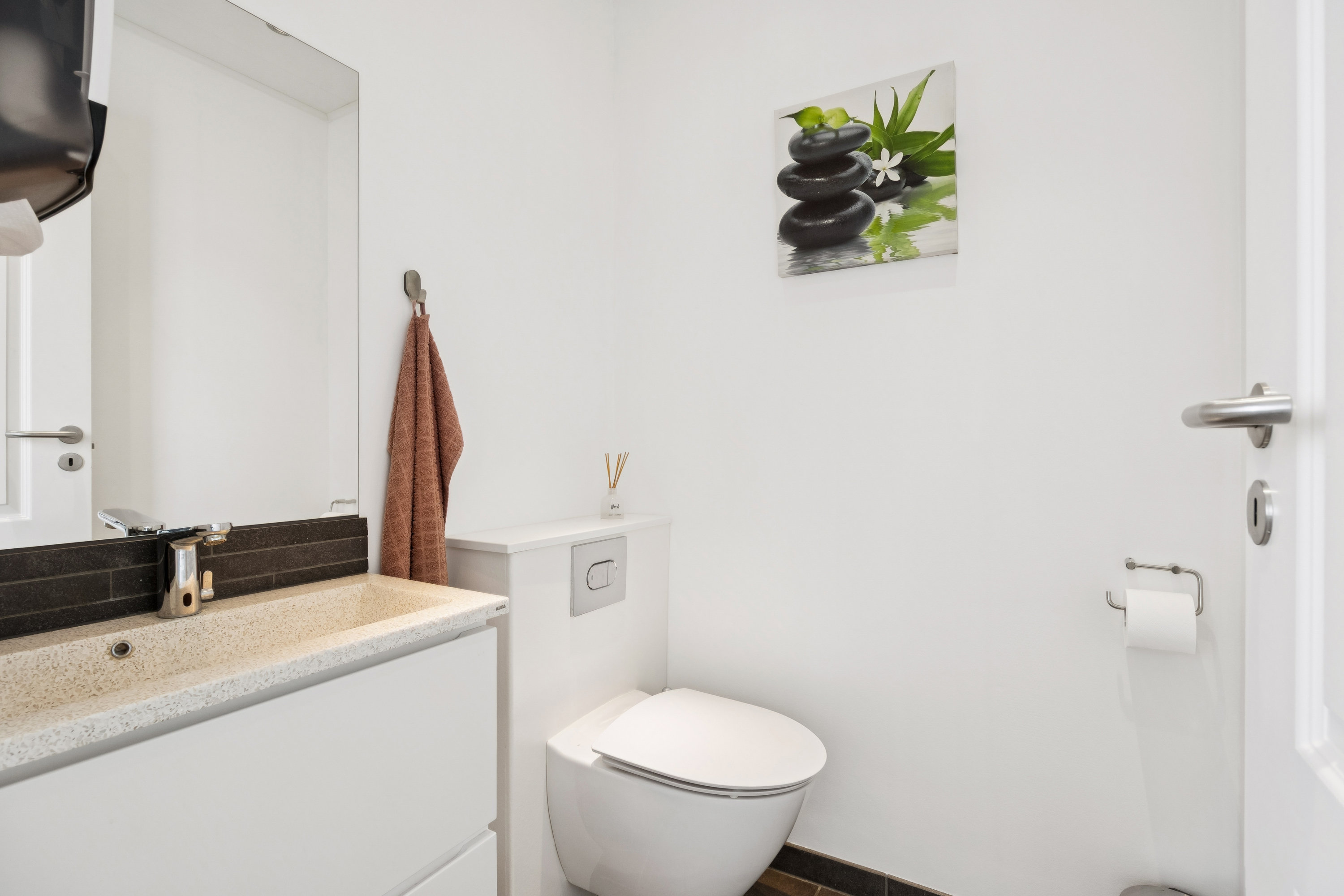 Fremhævet badeværelse billede i fuldskærmstilstand. Billede af Ewaldsvej 9, 4600 Køge