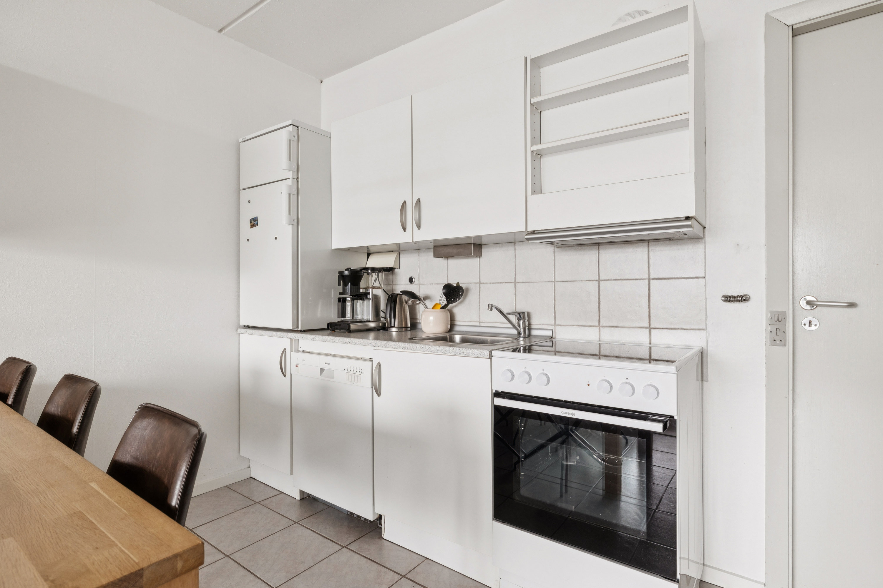 Fremhævet køkken billede i fuldskærmstilstand. Billede af Fægangsvej 11B, 1. 205., Bønnerup Strand, 8585 Glesborg