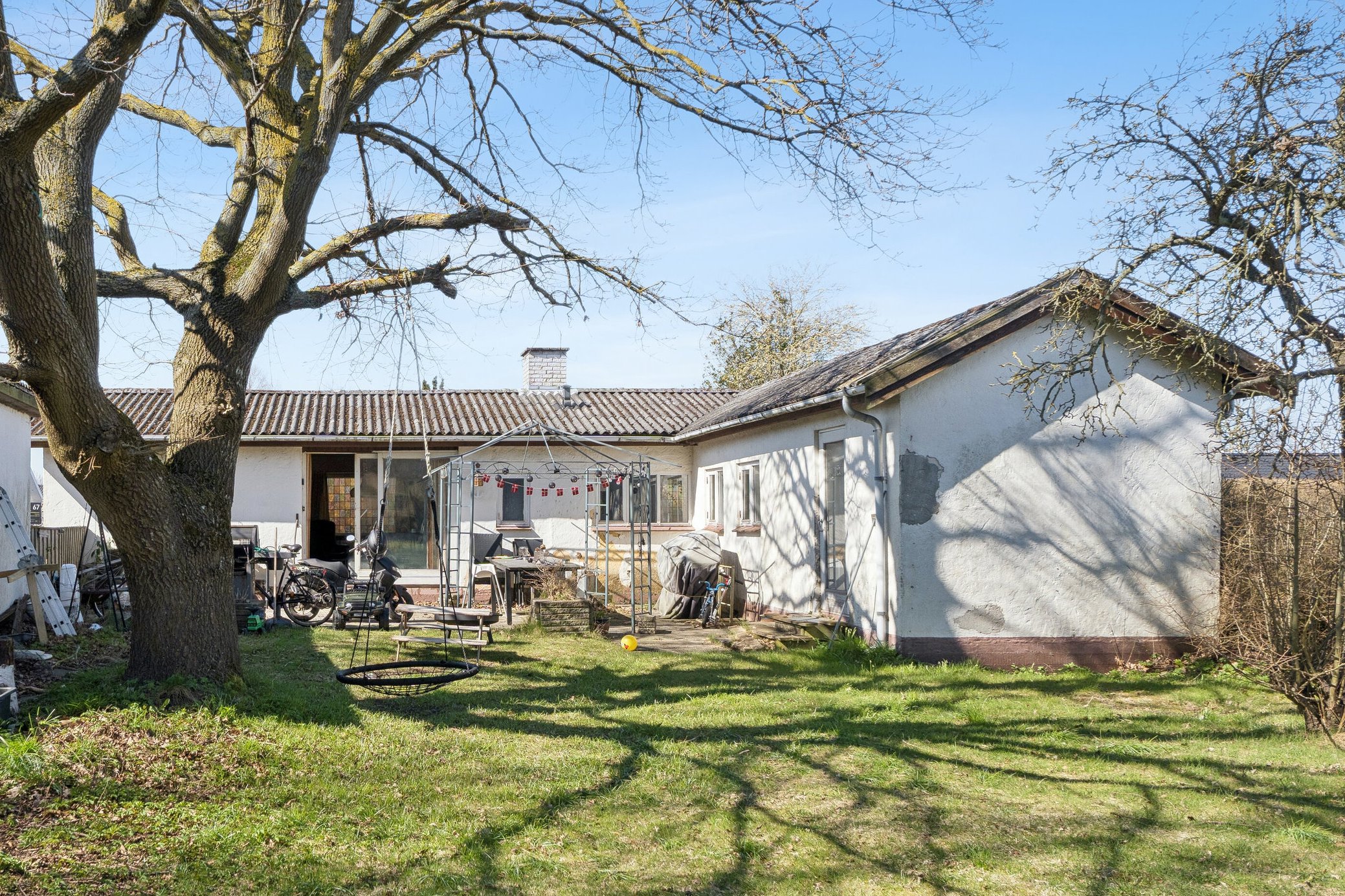 Fremhævet set fra haven billede i fuldskærmstilstand. Billede af Ellevej 80, Enghaven, 3300 Frederiksværk