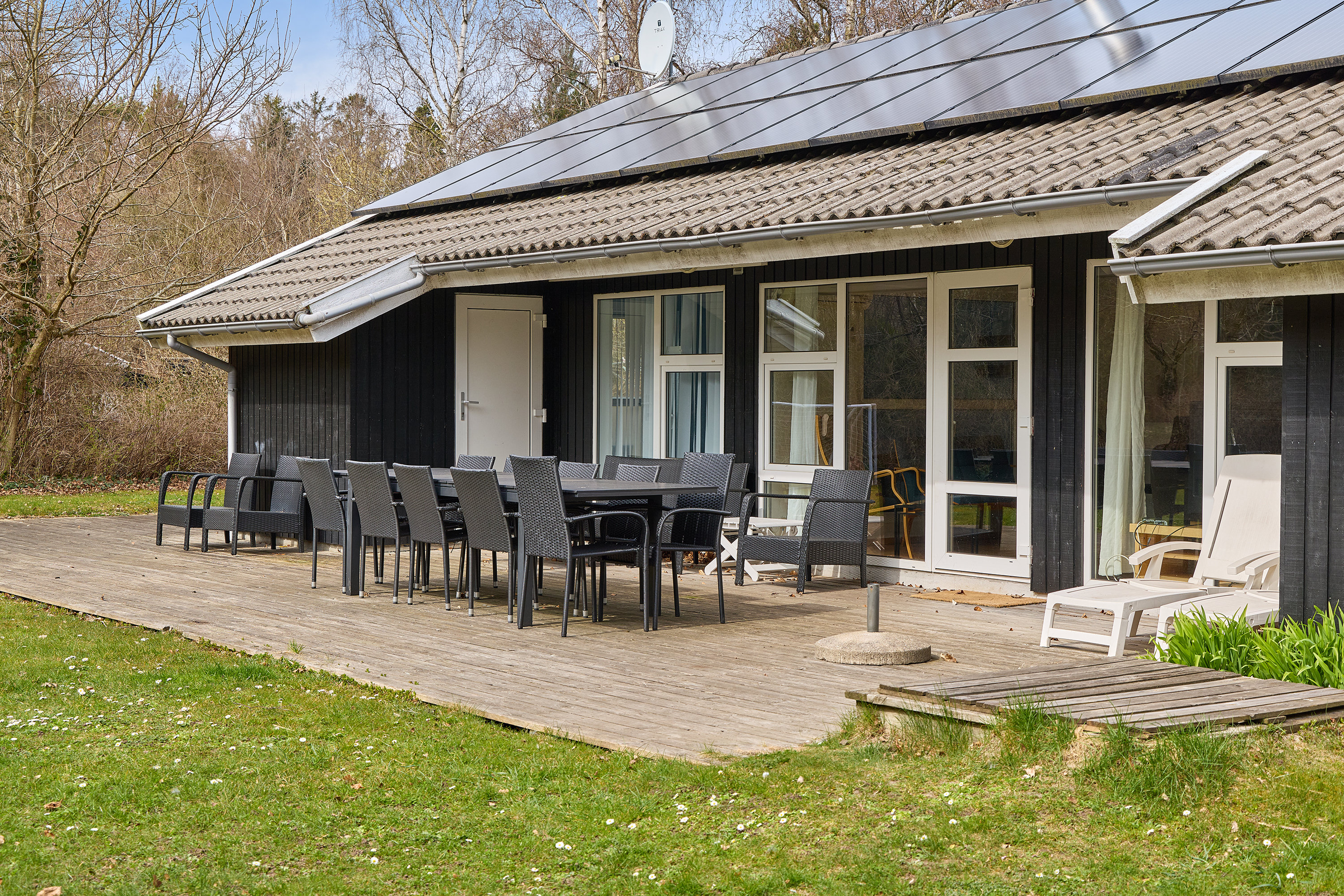 Fremhævet terrasse billede i fuldskærmstilstand. Billede af Sandagervej 31, Udsholt, 3230 Græsted