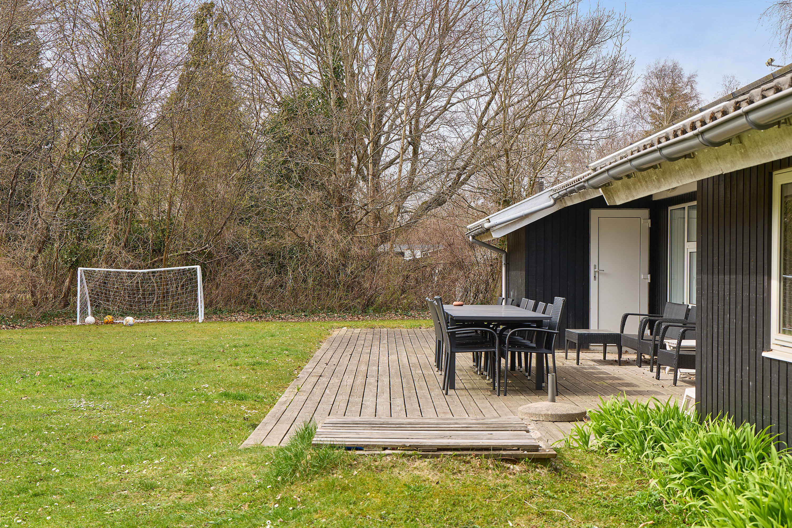 Fremhævet terrasse billede i fuldskærmstilstand. Billede af Sandagervej 31, Udsholt, 3230 Græsted