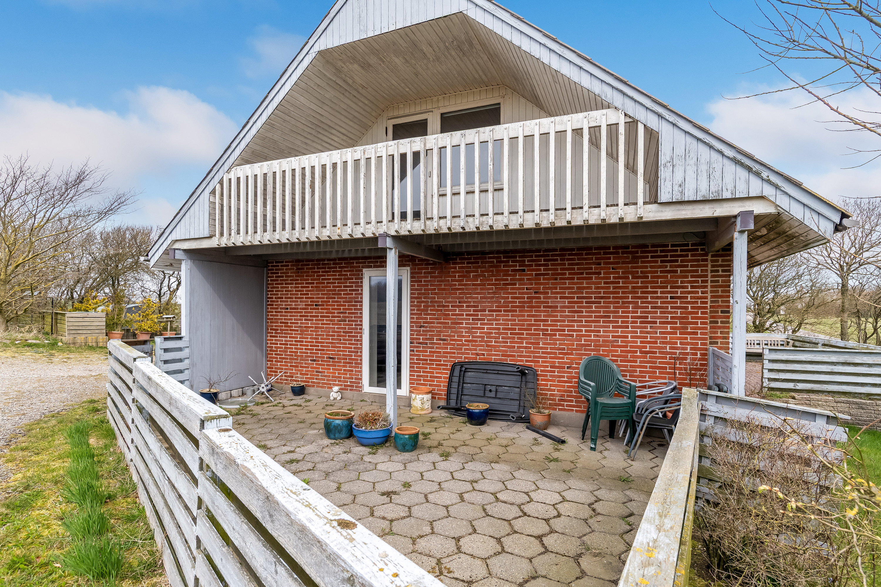 Fremhævet terrasse billede i fuldskærmstilstand. Billede af Houlindvej 50, Hove, 7620 Lemvig