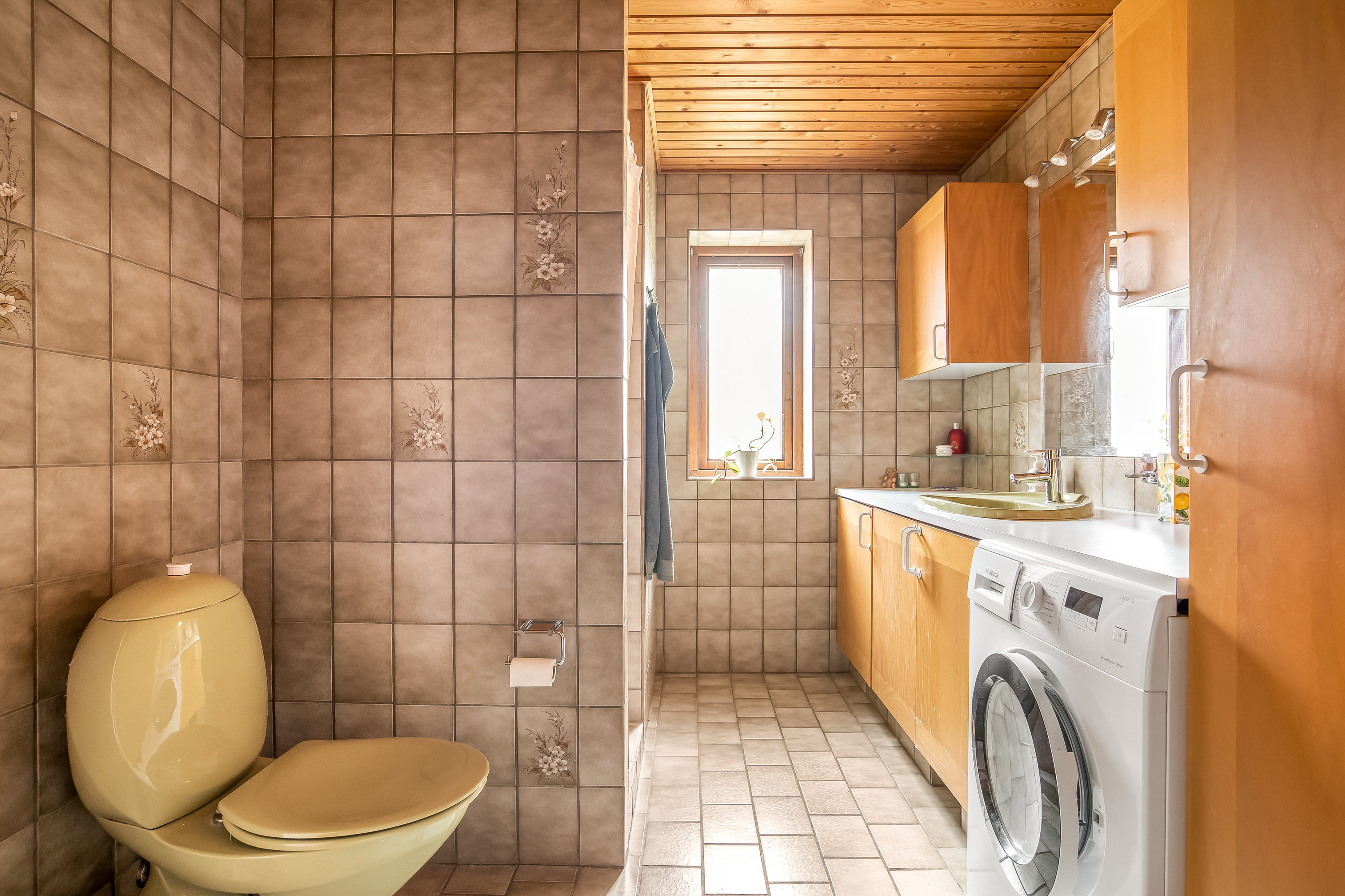 Fremhævet badeværelse billede i fuldskærmstilstand. Billede af Houlindvej 50, Hove, 7620 Lemvig