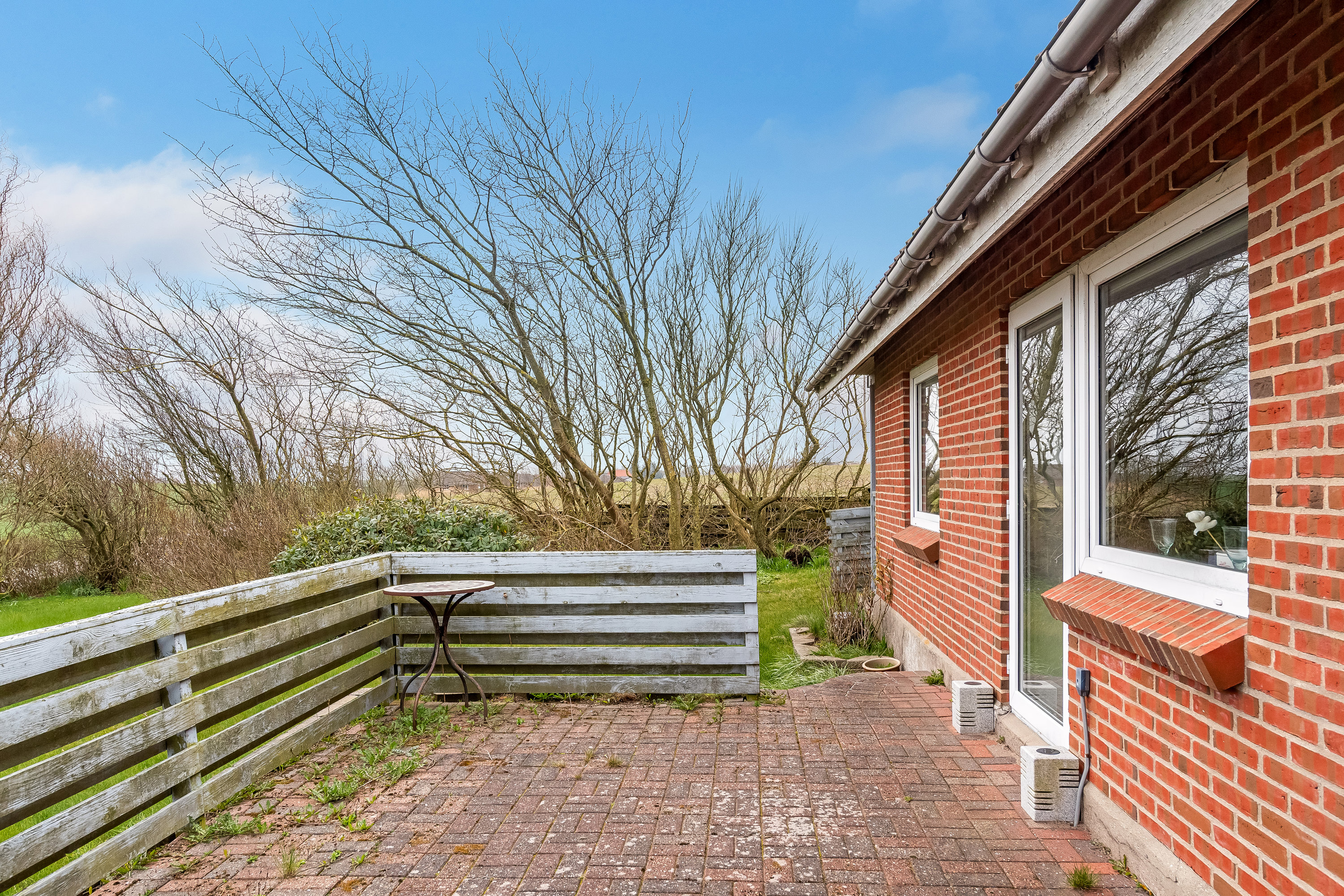 Fremhævet terrasse billede i fuldskærmstilstand. Billede af Houlindvej 50, Hove, 7620 Lemvig