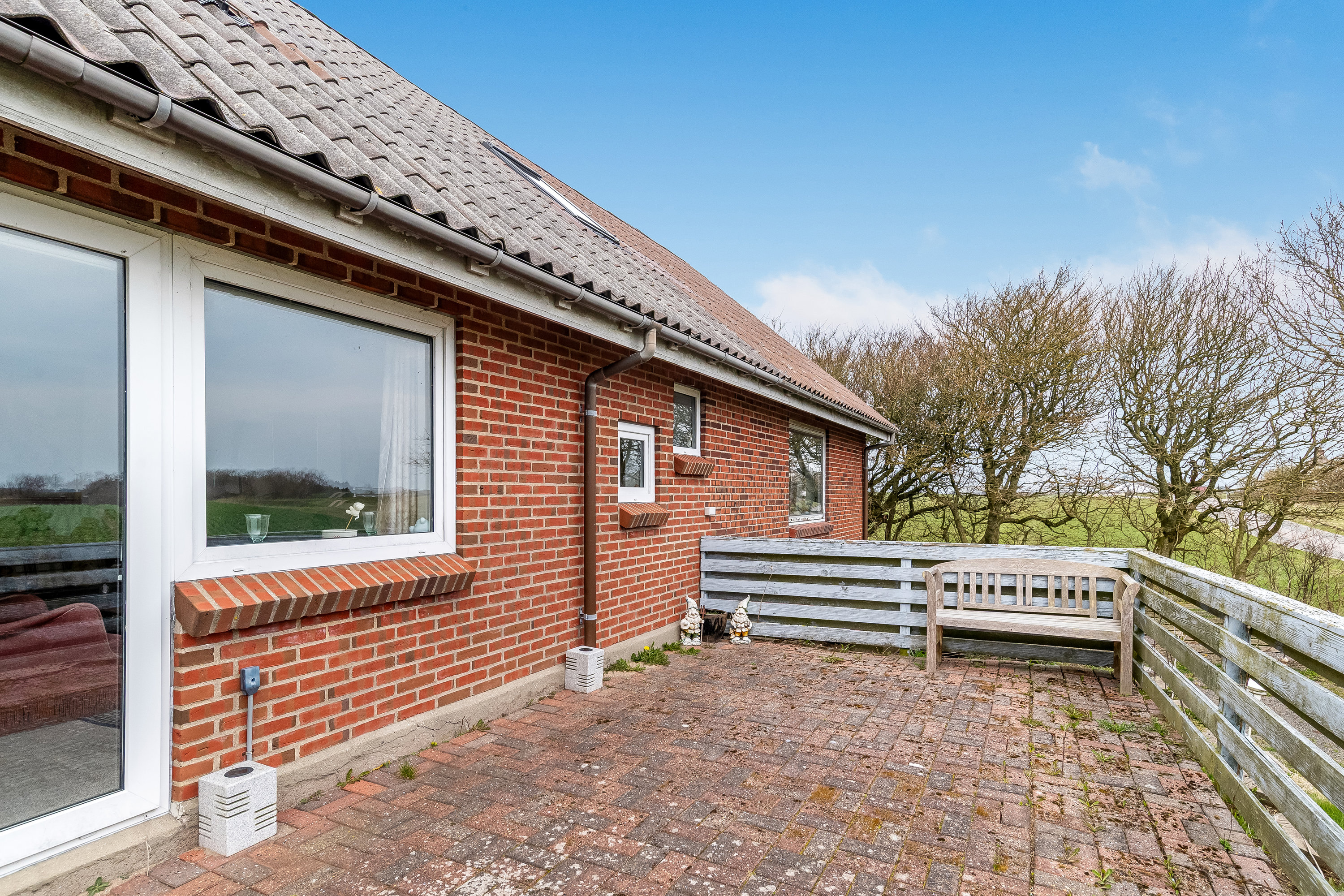 Fremhævet terrasse billede i fuldskærmstilstand. Billede af Houlindvej 50, Hove, 7620 Lemvig