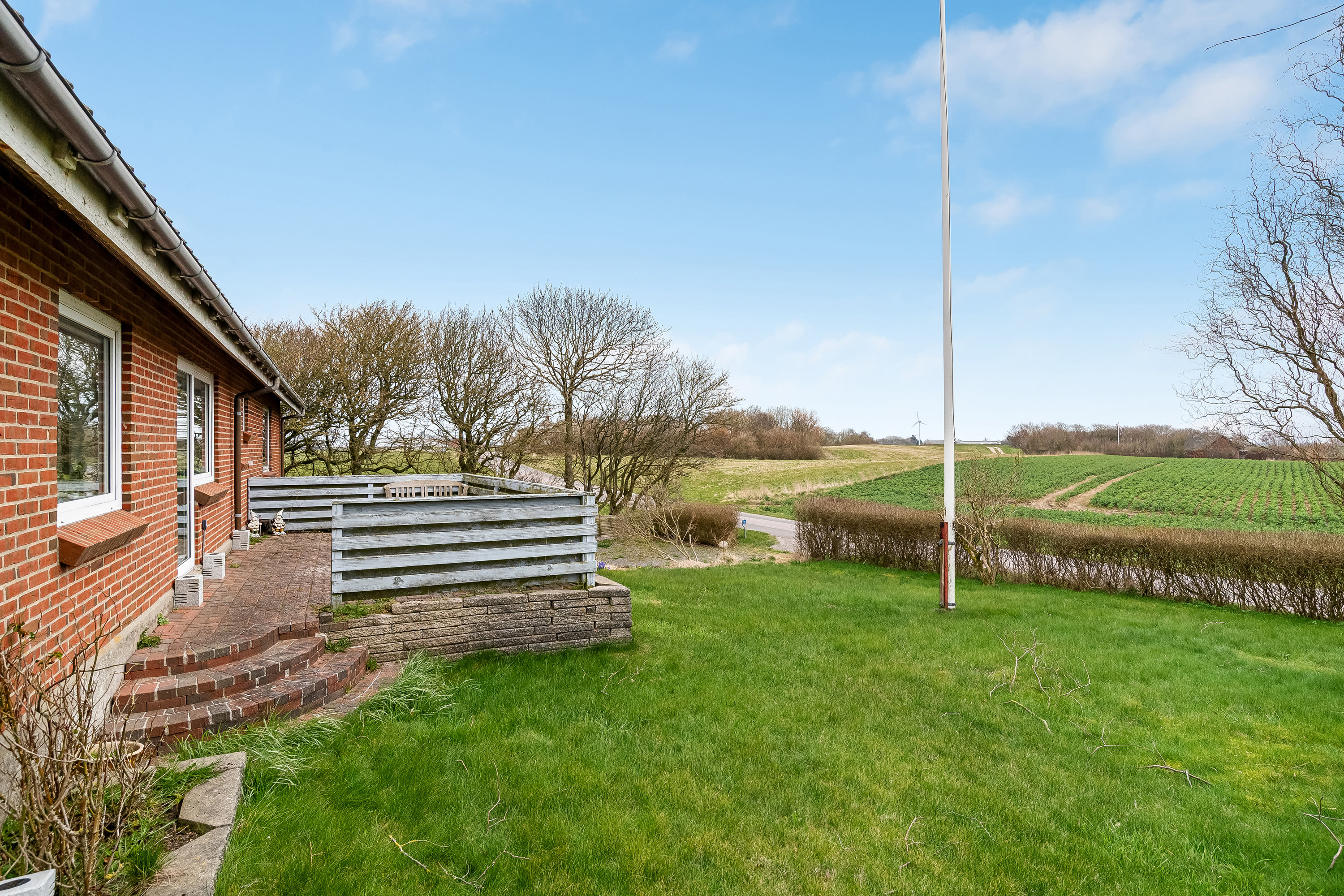 Fremhævet have billede i fuldskærmstilstand. Billede af Houlindvej 50, Hove, 7620 Lemvig