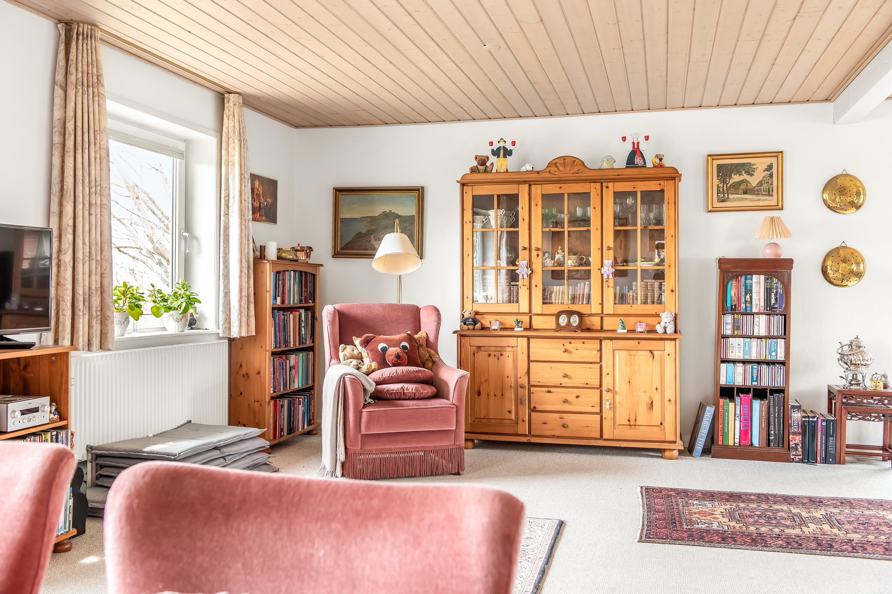 Fremhævet stue billede i fuldskærmstilstand. Billede af Houlindvej 50, Hove, 7620 Lemvig