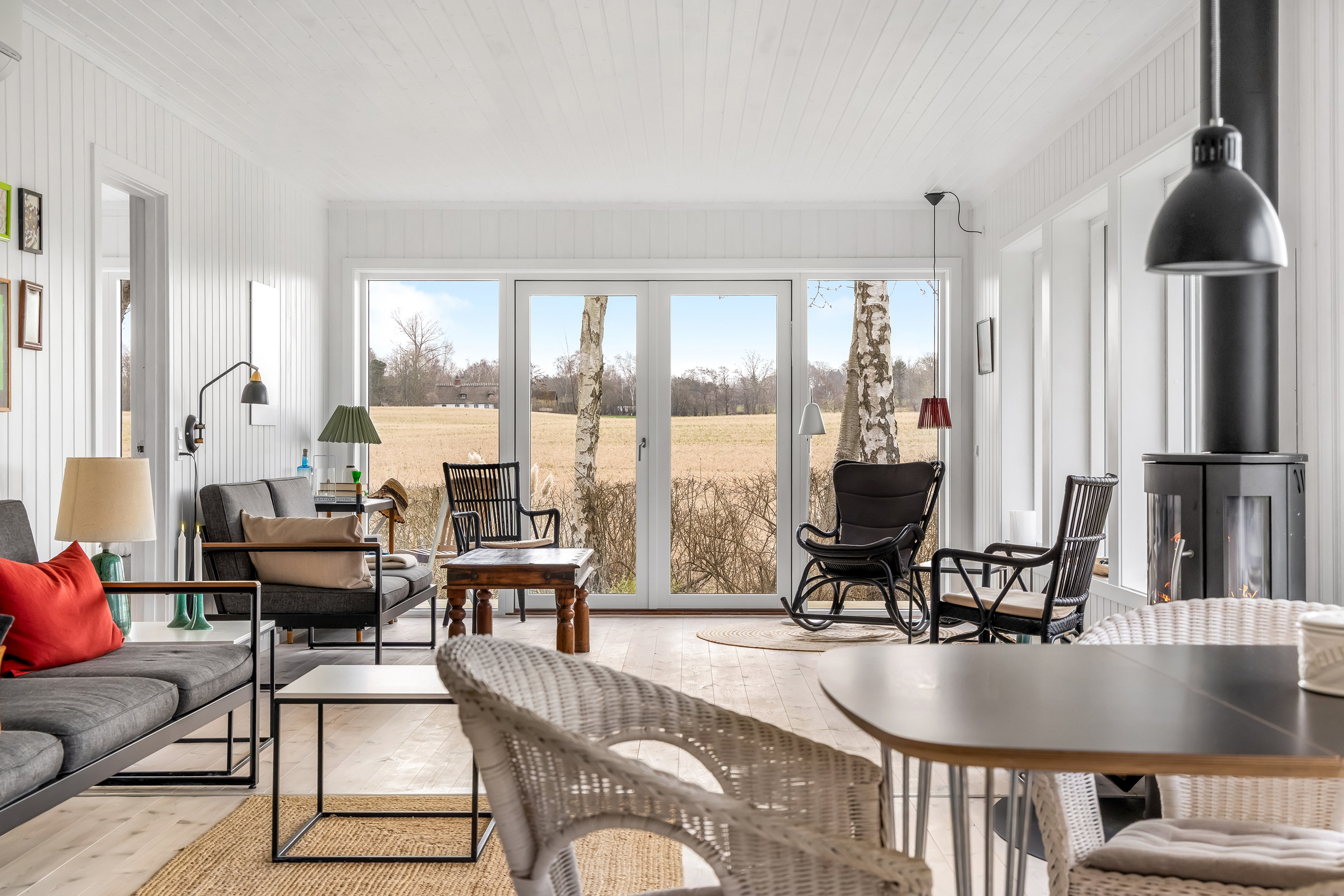 Fremhævet stue billede i fuldskærmstilstand. Billede af Skallemose-Kjæret 6, Udsholt, 3230 Græsted