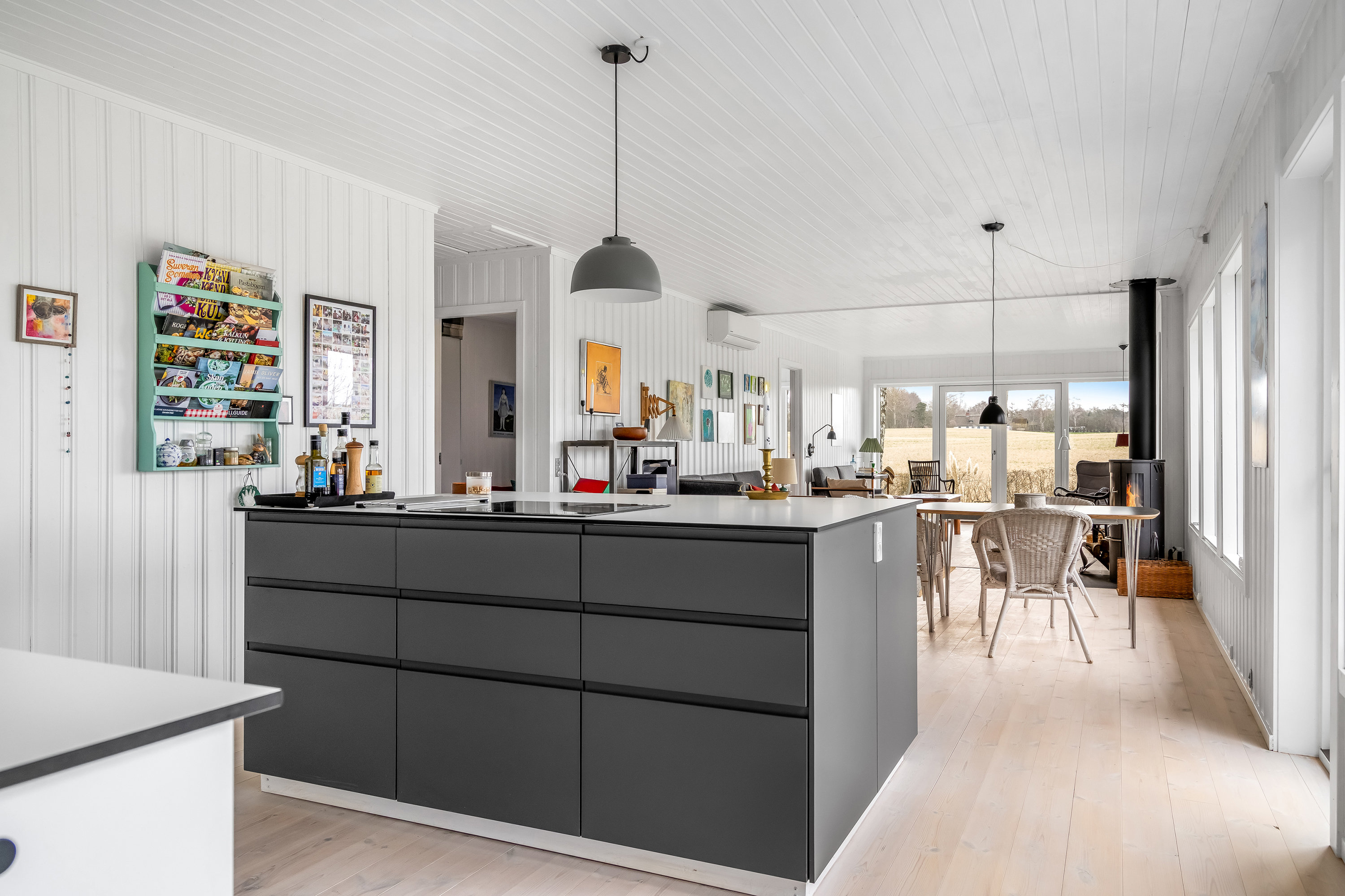 Fremhævet køkken billede i fuldskærmstilstand. Billede af Skallemose-Kjæret 6, Udsholt, 3230 Græsted