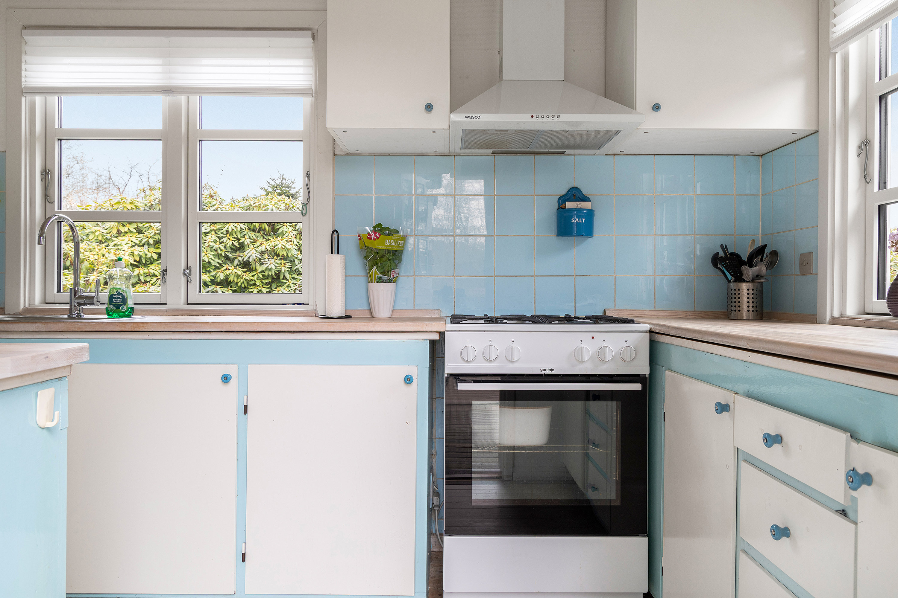 Fremhævet køkken billede i fuldskærmstilstand. Billede af Nellikevej 16, Smidstrup, 3250 Gilleleje