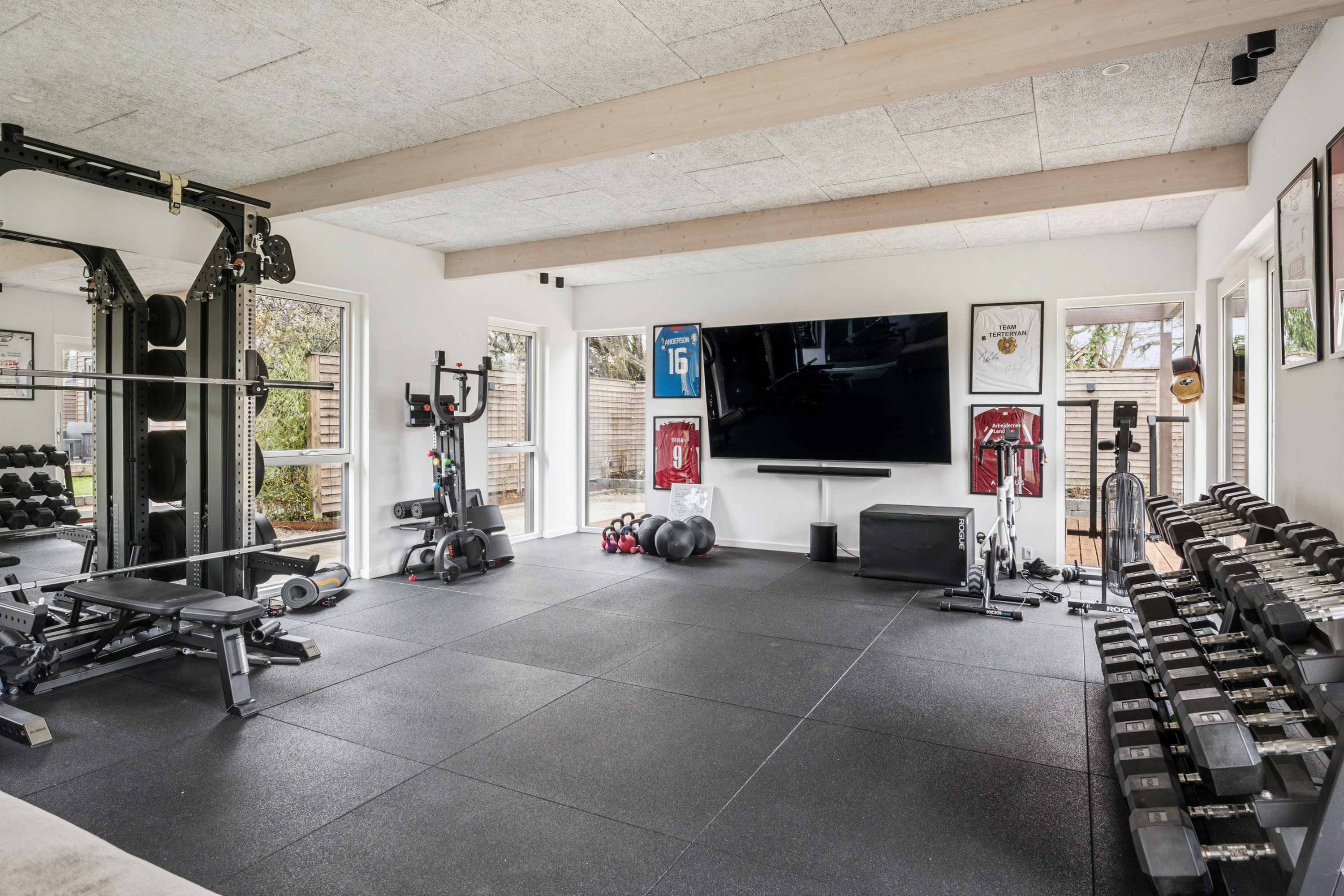 Fremhævet stue billede i fuldskærmstilstand. Billede af Klirevej 14, 8250 Egå