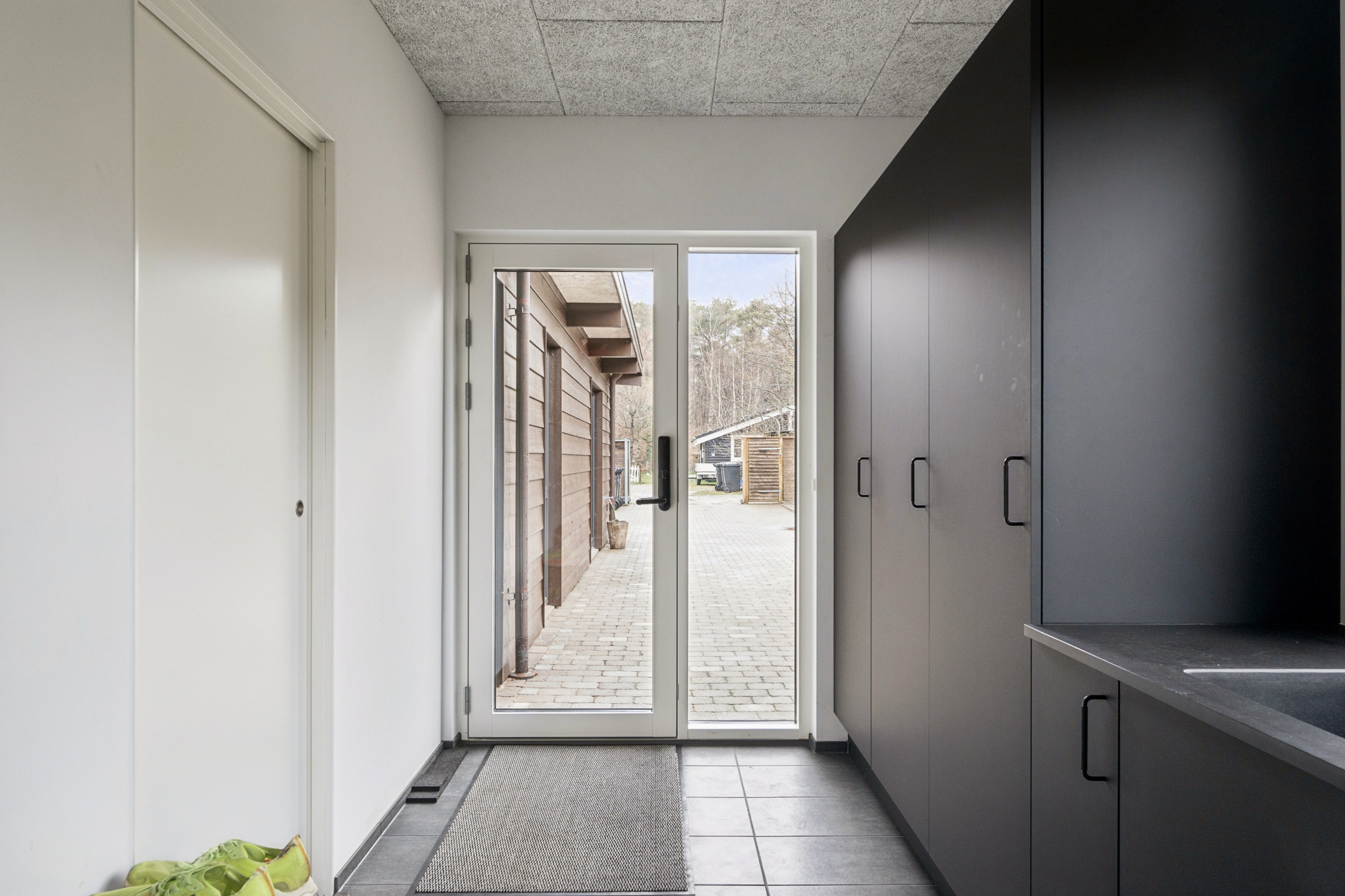 Fremhævet gang billede i fuldskærmstilstand. Billede af Klirevej 14, 8250 Egå