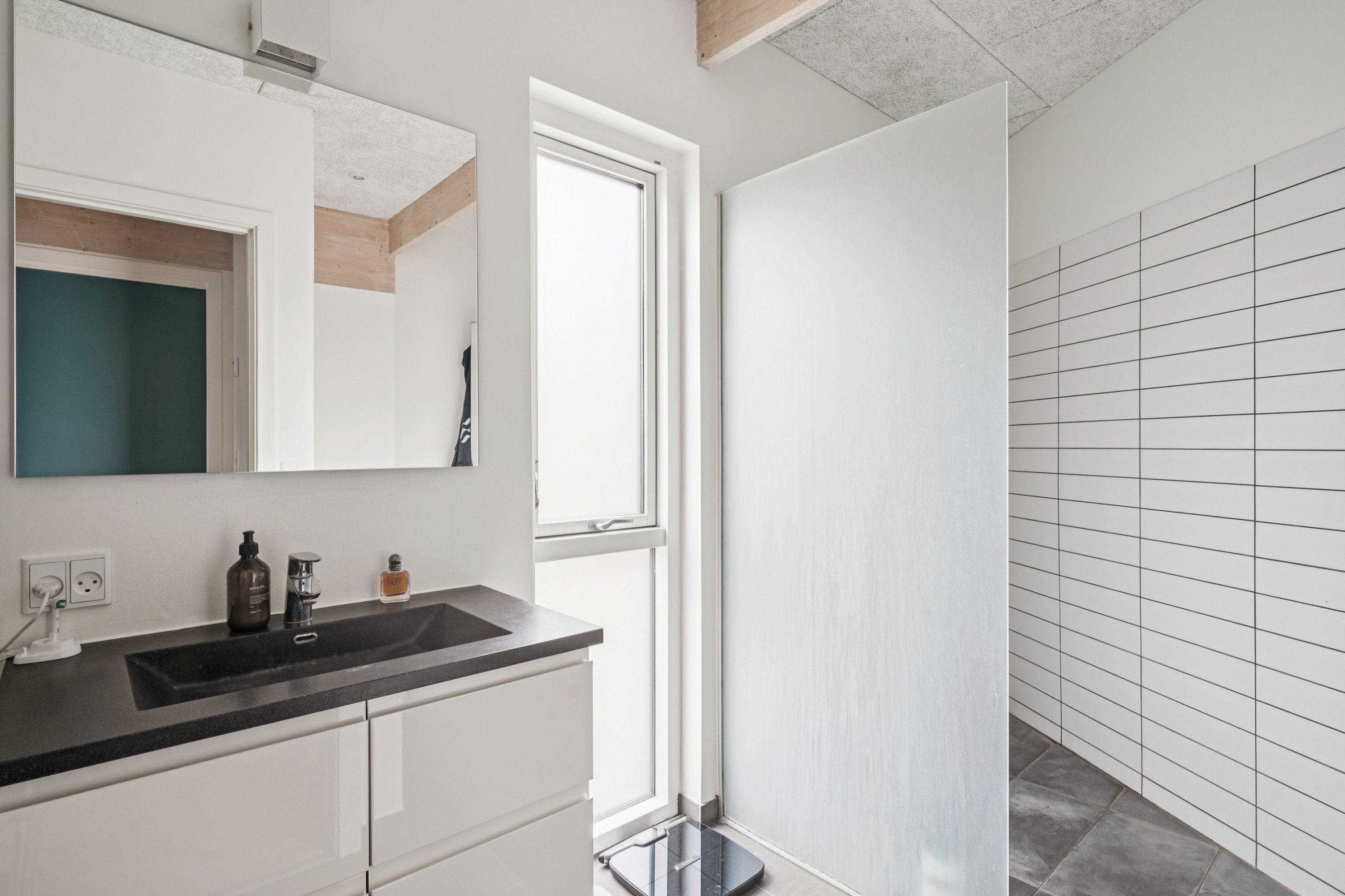 Fremhævet badeværelse billede i fuldskærmstilstand. Billede af Klirevej 14, 8250 Egå