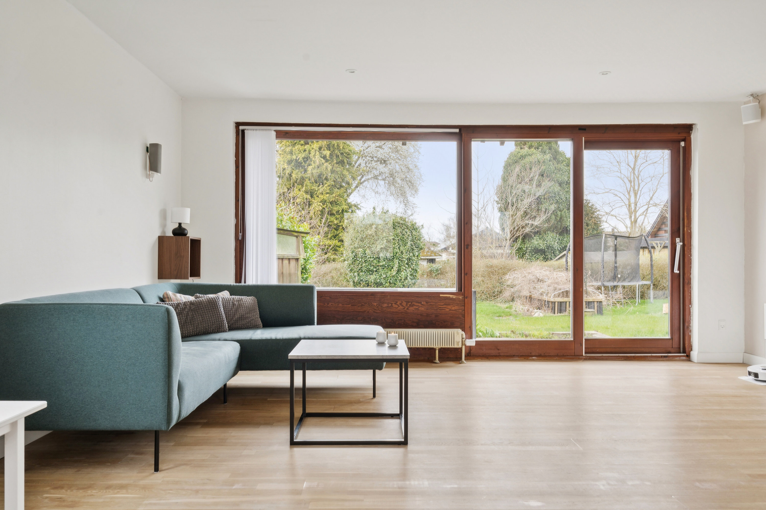 Fremhævet stue billede i fuldskærmstilstand. Billede af Fasanvej 16, 4700 Næstved