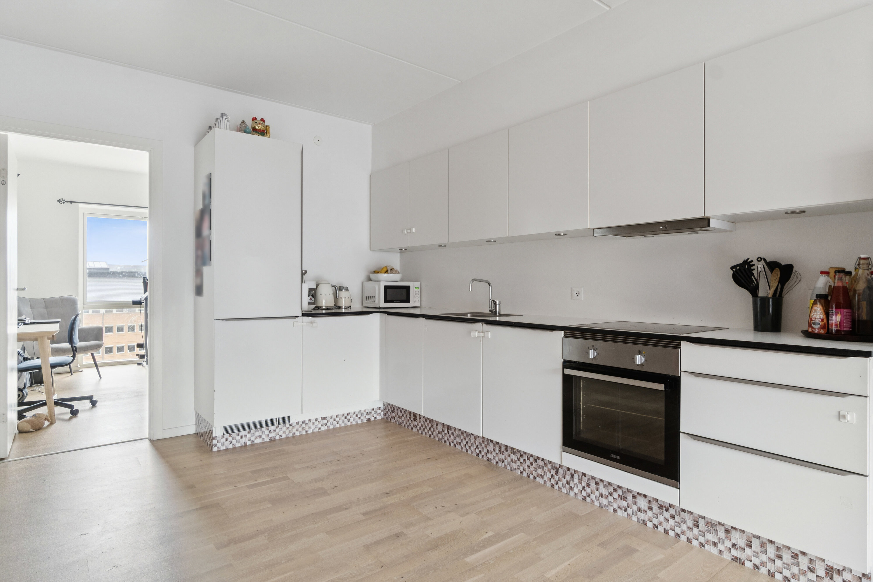 Fremhævet køkken billede i fuldskærmstilstand. Billede af Kirkebjerg Parkvej 2A, 4. tv., 2600 Glostrup