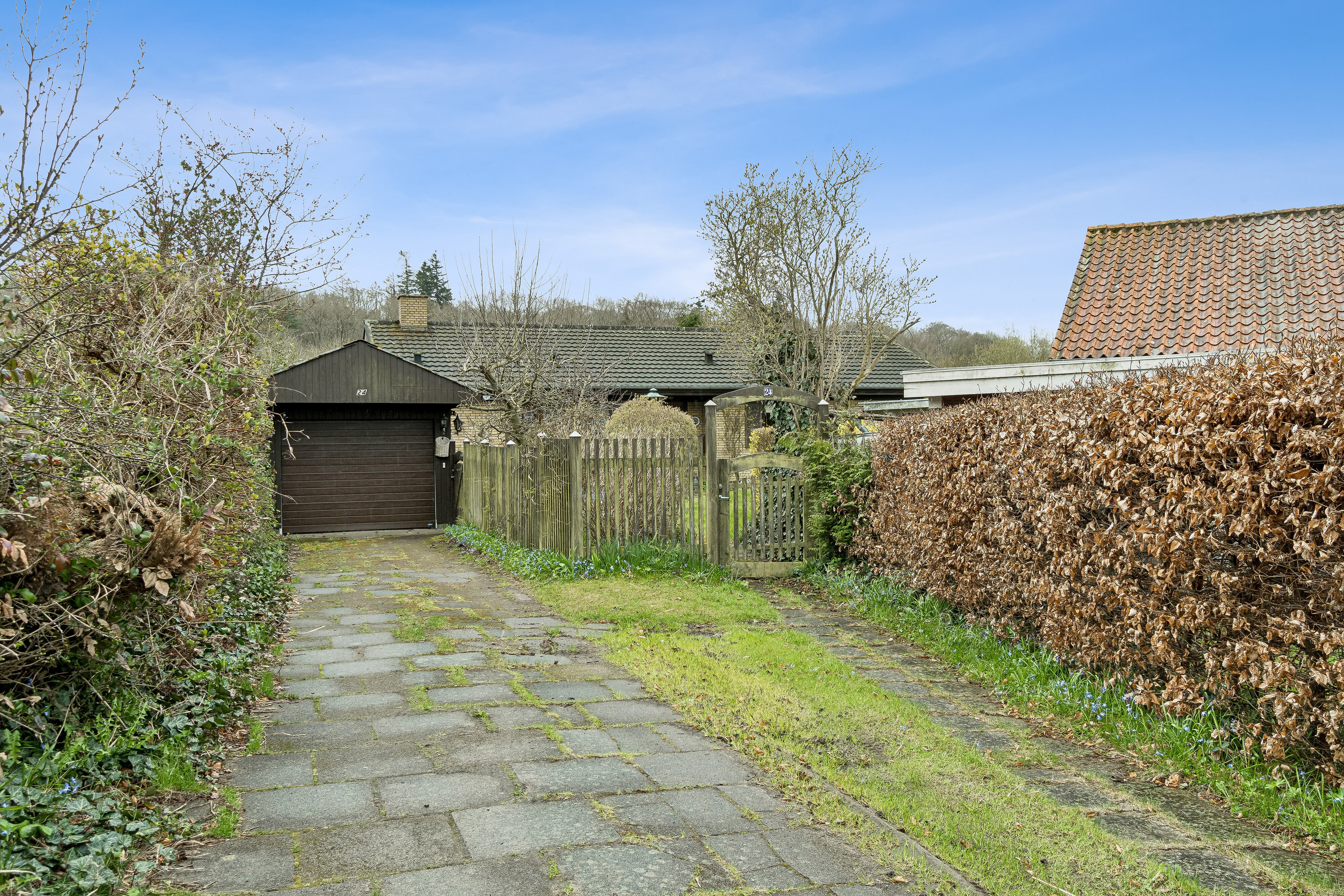 Fremhævet set fra vejen billede i fuldskærmstilstand. Billede af Etterbjergvej 24, 4200 Slagelse