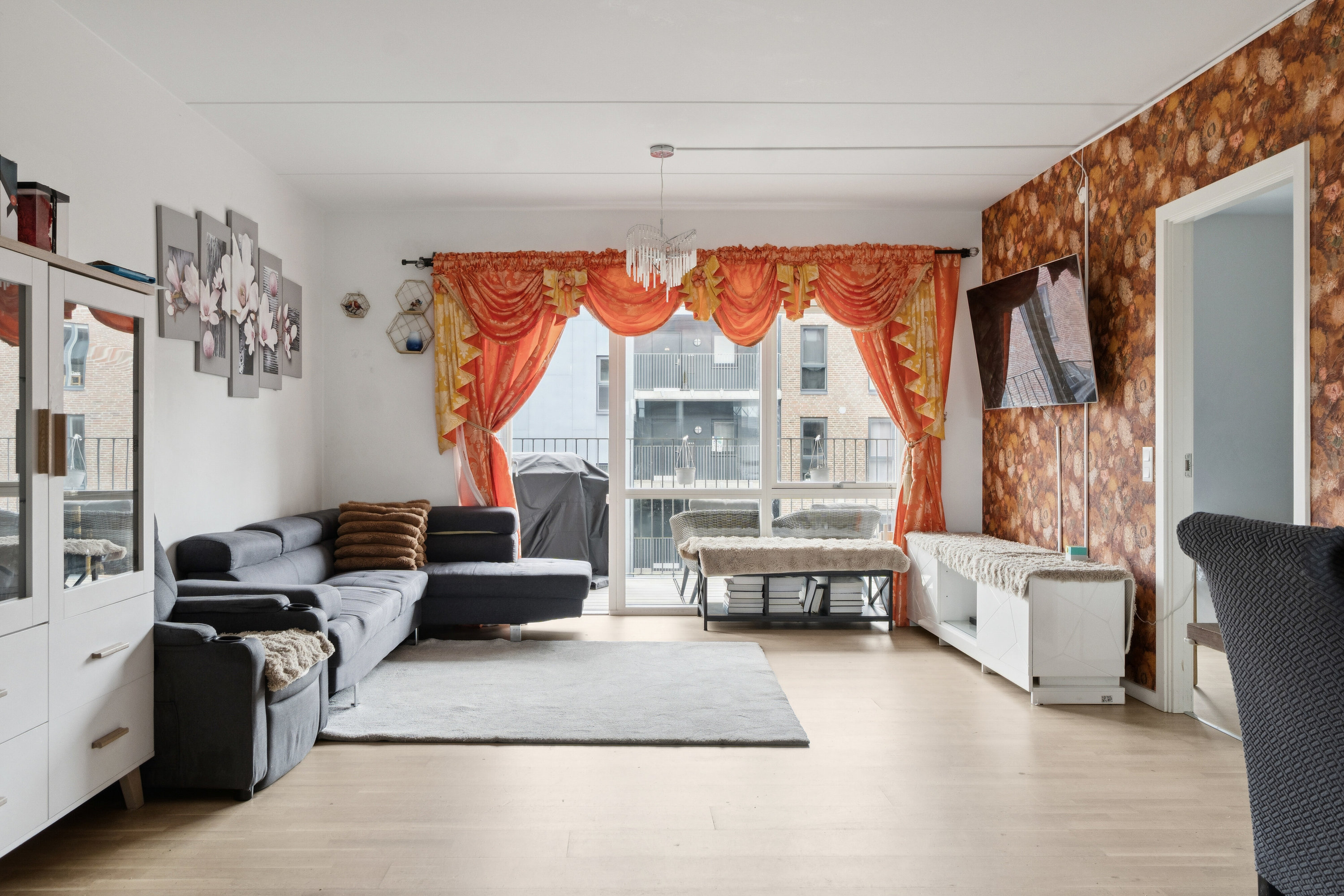 Fremhævet stue billede i fuldskærmstilstand. Billede af Kirkebjerg Parkvej 2A, 4. tv., 2600 Glostrup