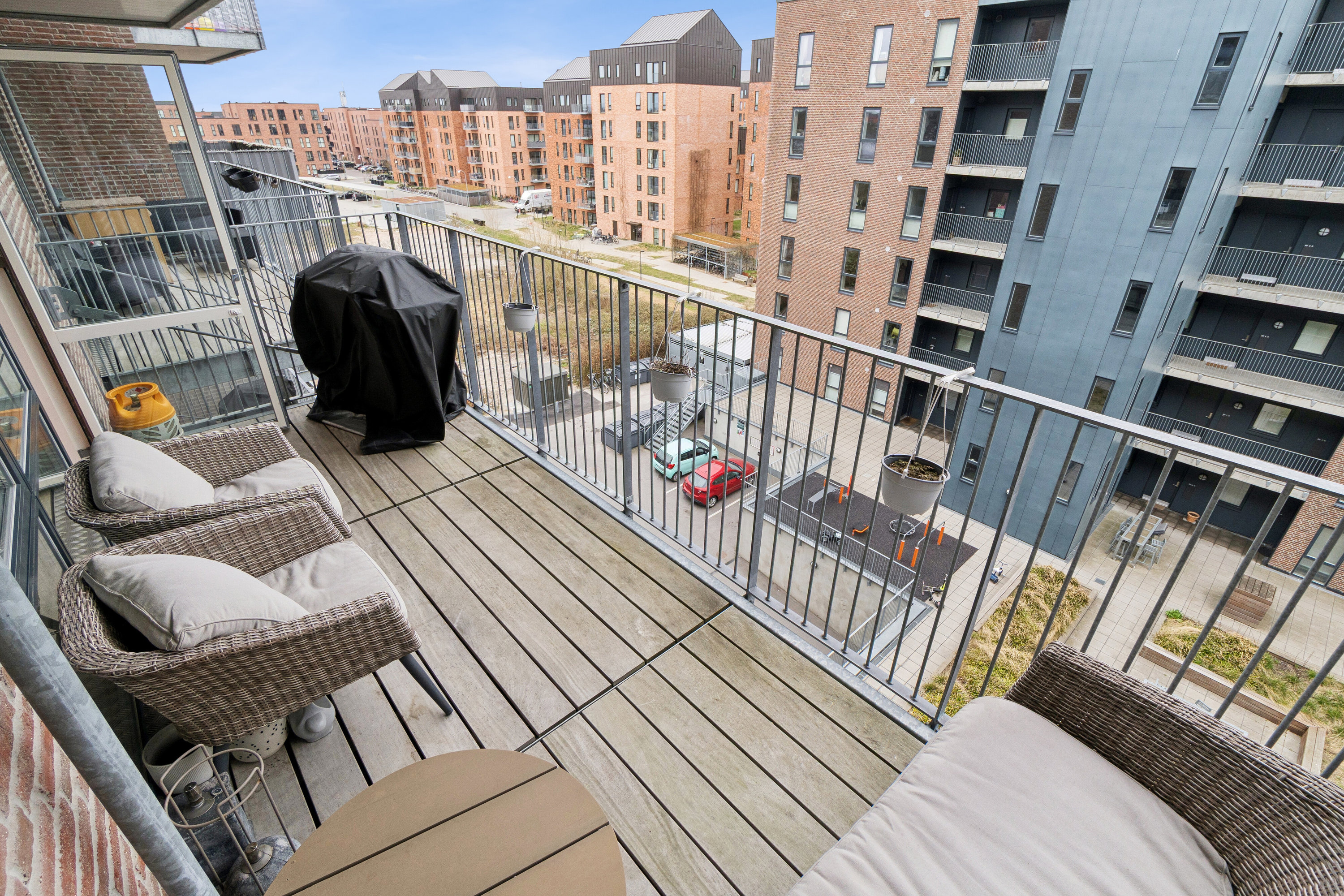 Fremhævet altan billede i fuldskærmstilstand. Billede af Kirkebjerg Parkvej 2A, 4. tv., 2600 Glostrup