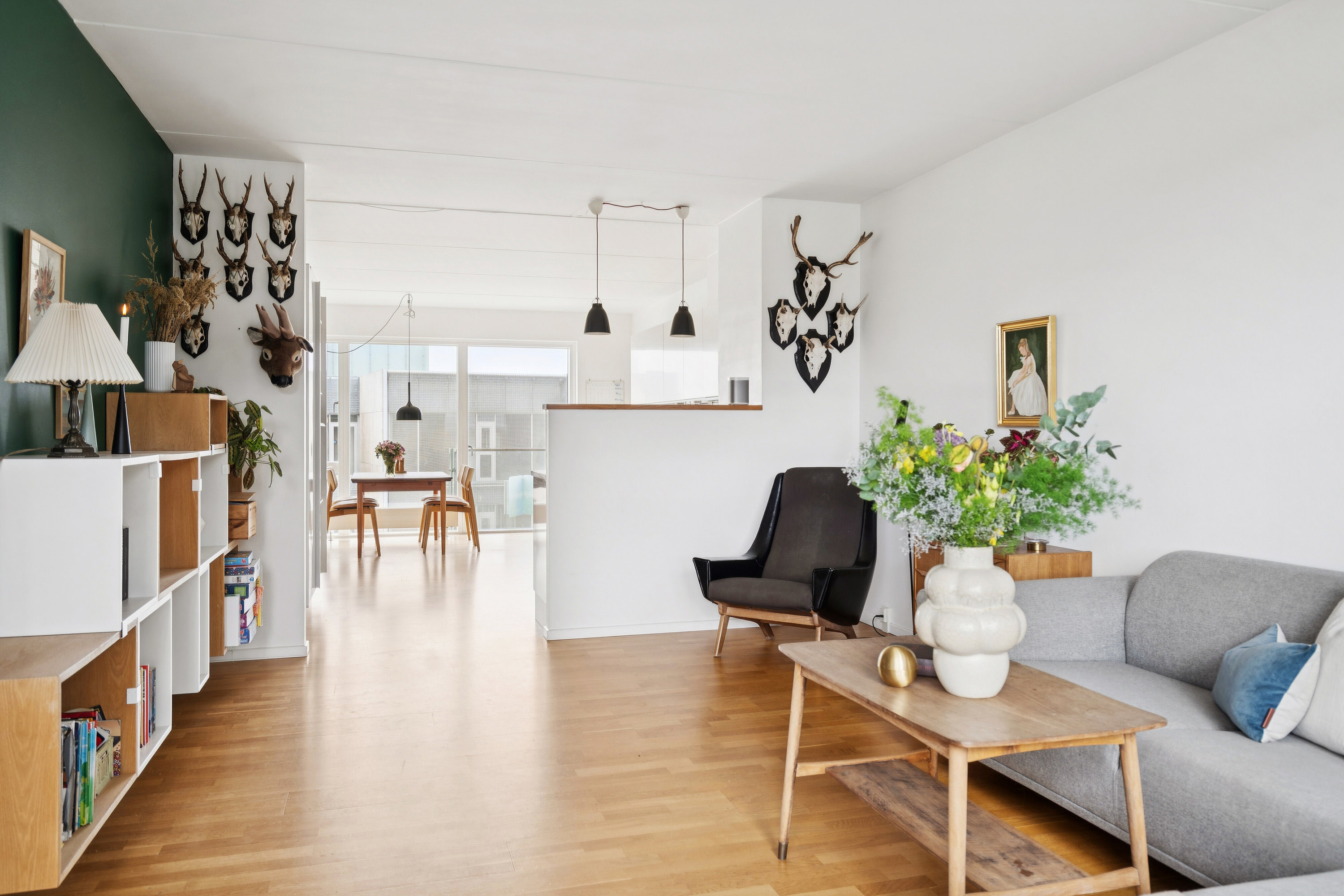 Fremhævet stue billede i fuldskærmstilstand. Billede af Tom Kristensens Vej 28, 5. tv., 2300 København S