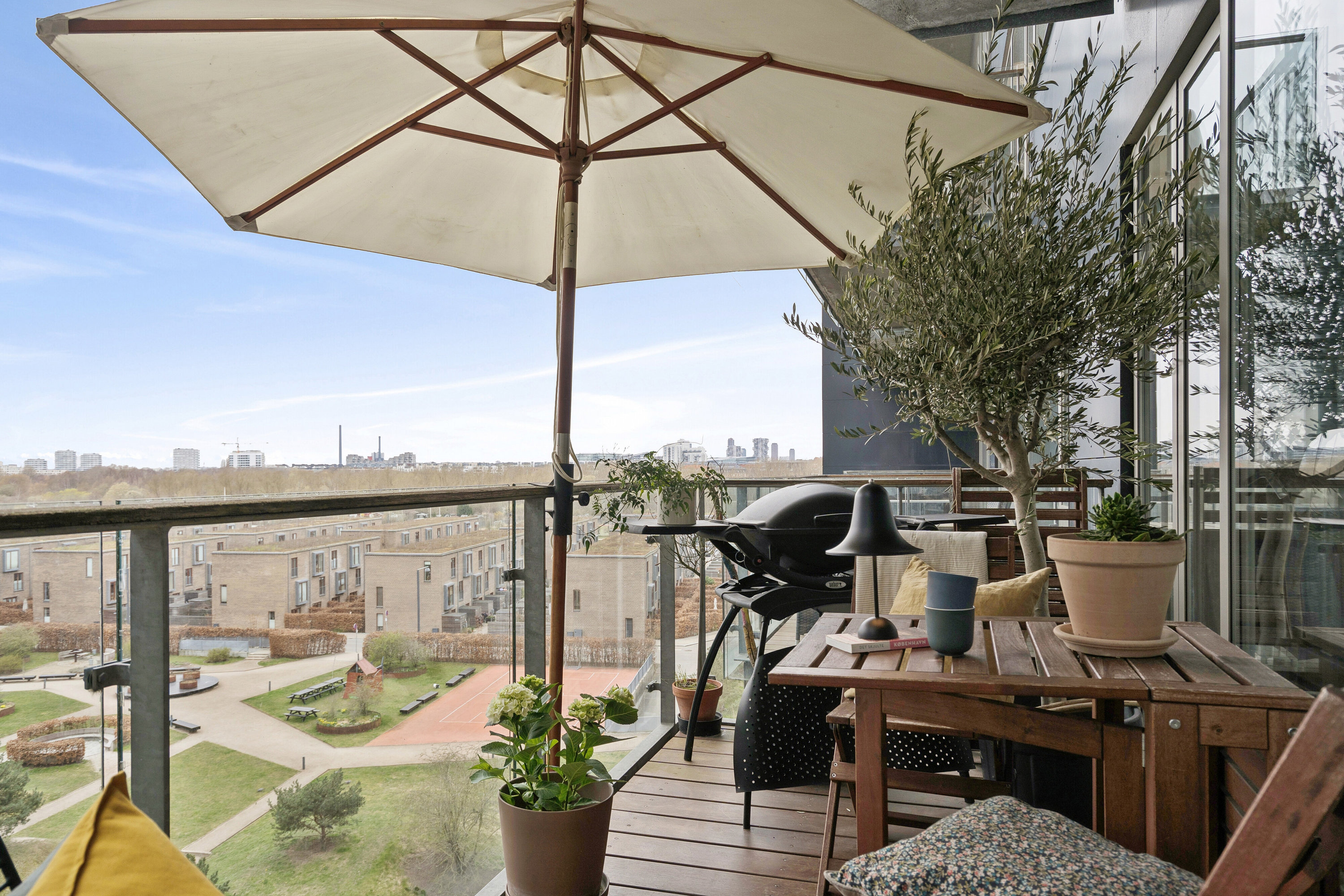 Miniaturebillede 1: altan. Billede af Tom Kristensens Vej 28, 5. tv., 2300 København S