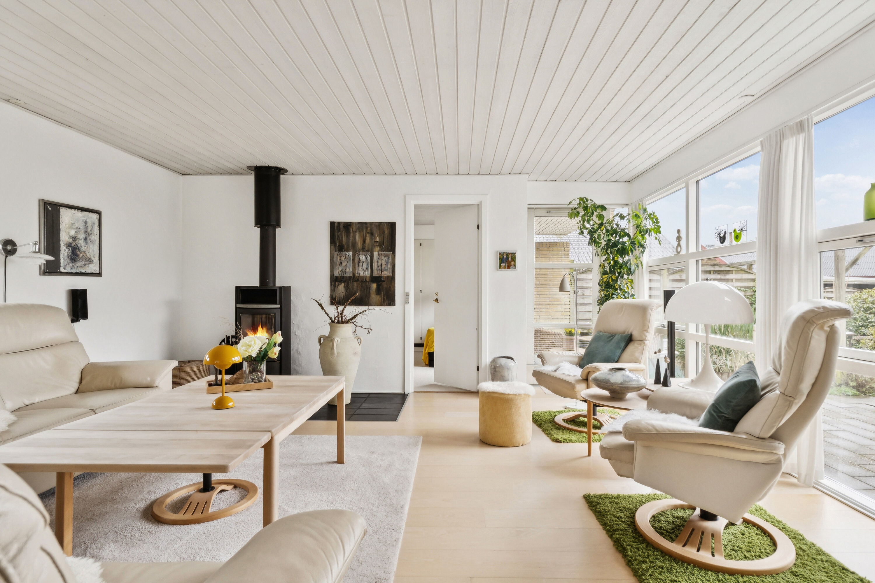 Fremhævet stue billede i fuldskærmstilstand. Billede af Åparken 24, Kirkeby, 5771 Stenstrup