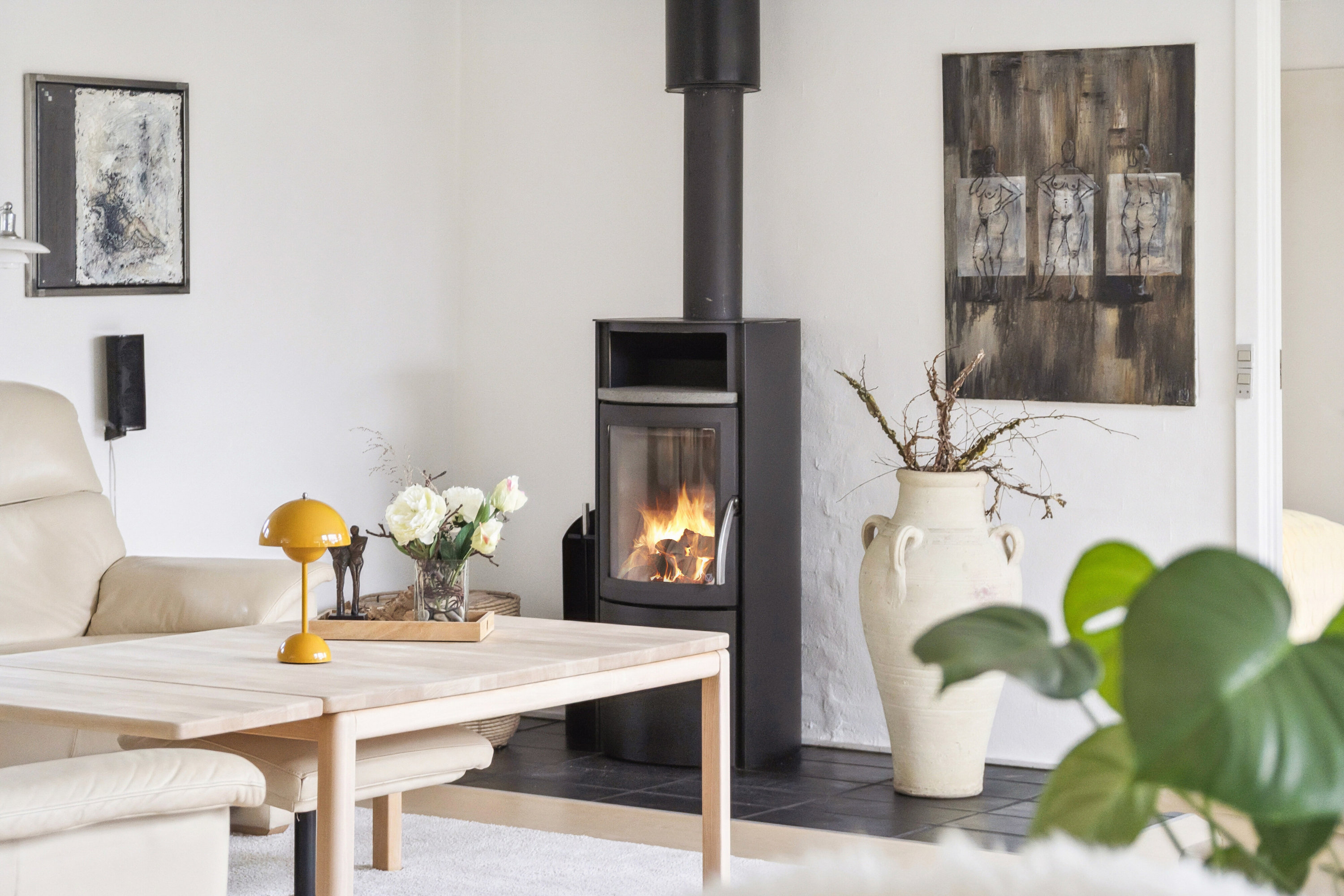 Fremhævet stue billede i fuldskærmstilstand. Billede af Åparken 24, Kirkeby, 5771 Stenstrup