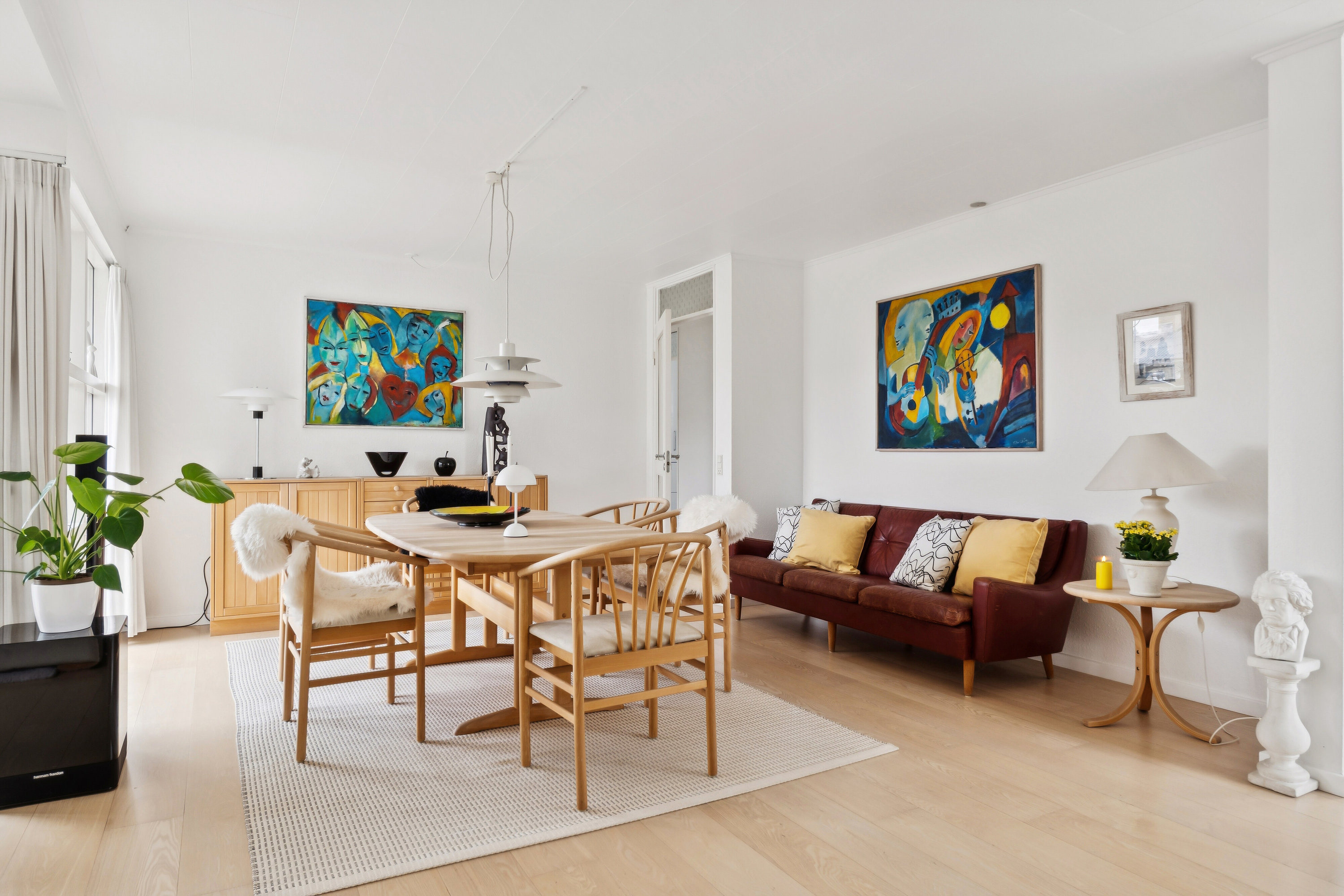 Fremhævet spisestue billede i fuldskærmstilstand. Billede af Åparken 24, Kirkeby, 5771 Stenstrup