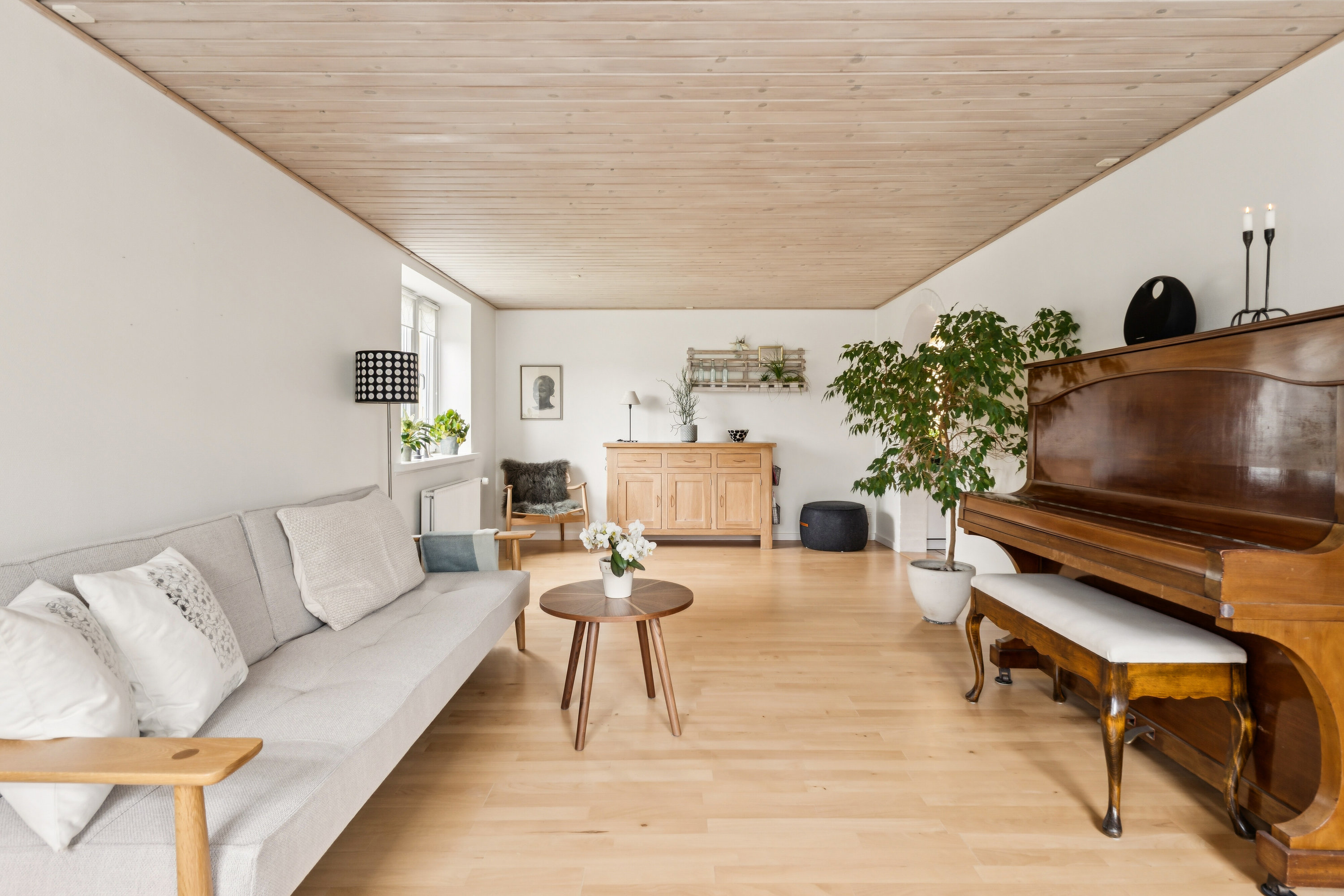 Fremhævet stue billede i fuldskærmstilstand. Billede af Nyborgvej 499, 5881 Skårup Fyn