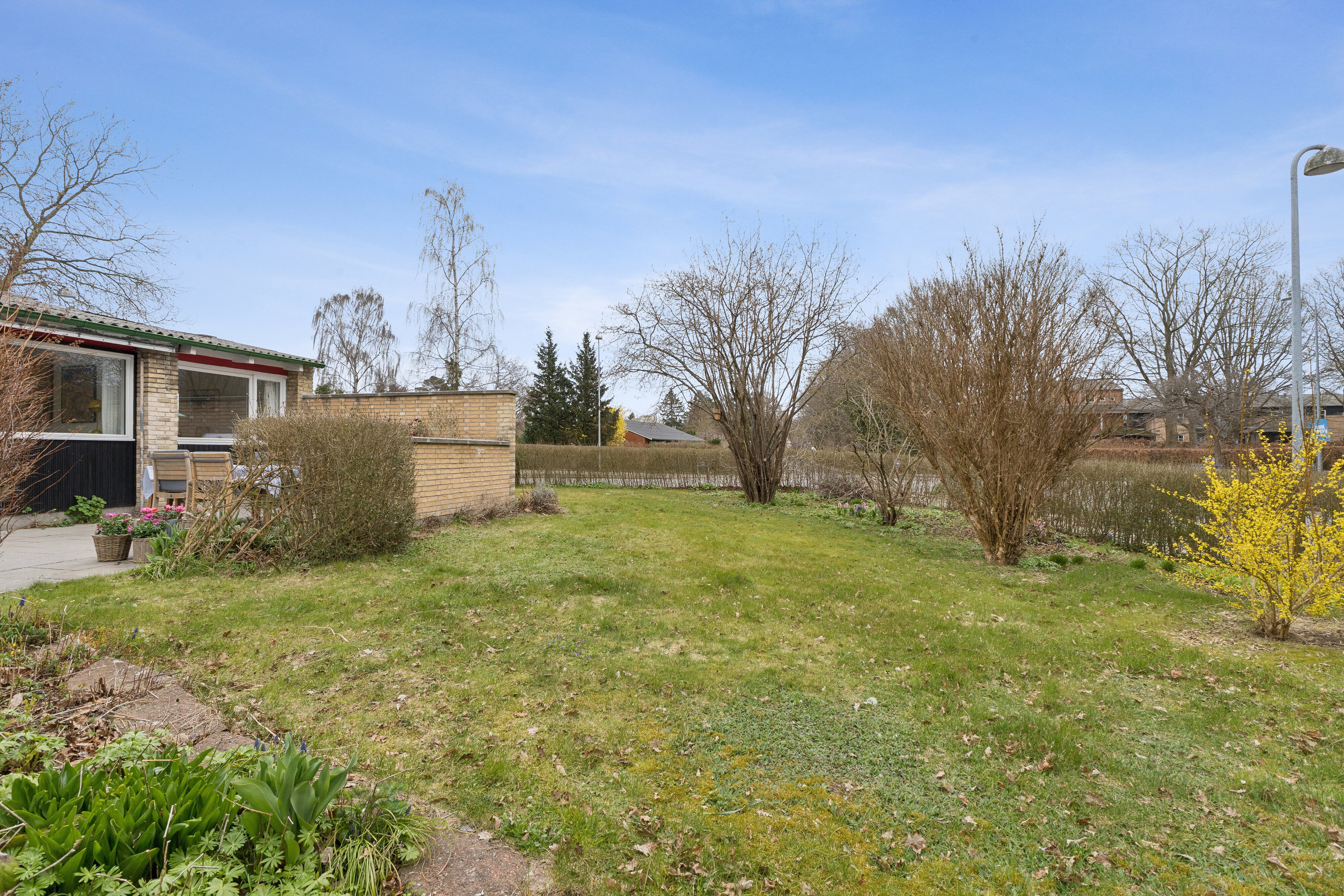 Fremhævet udendørs billede i fuldskærmstilstand. Billede af Kulsvierparken 1, 2800 Kongens Lyngby