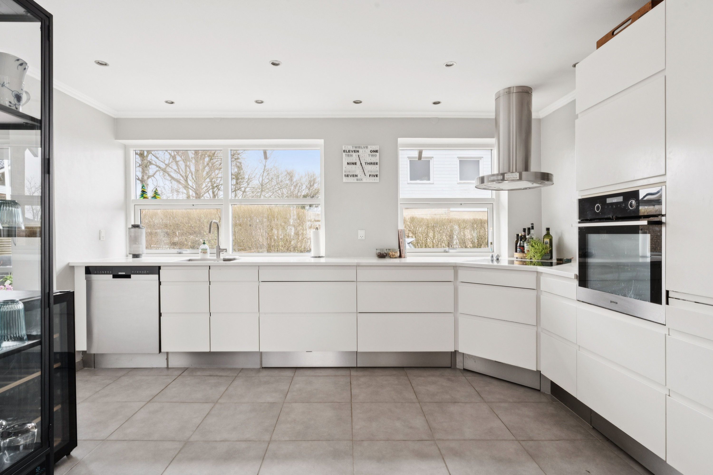 Fremhævet køkken billede i fuldskærmstilstand. Billede af Nielsmindevej 17, Gug, 9210 Aalborg SØ