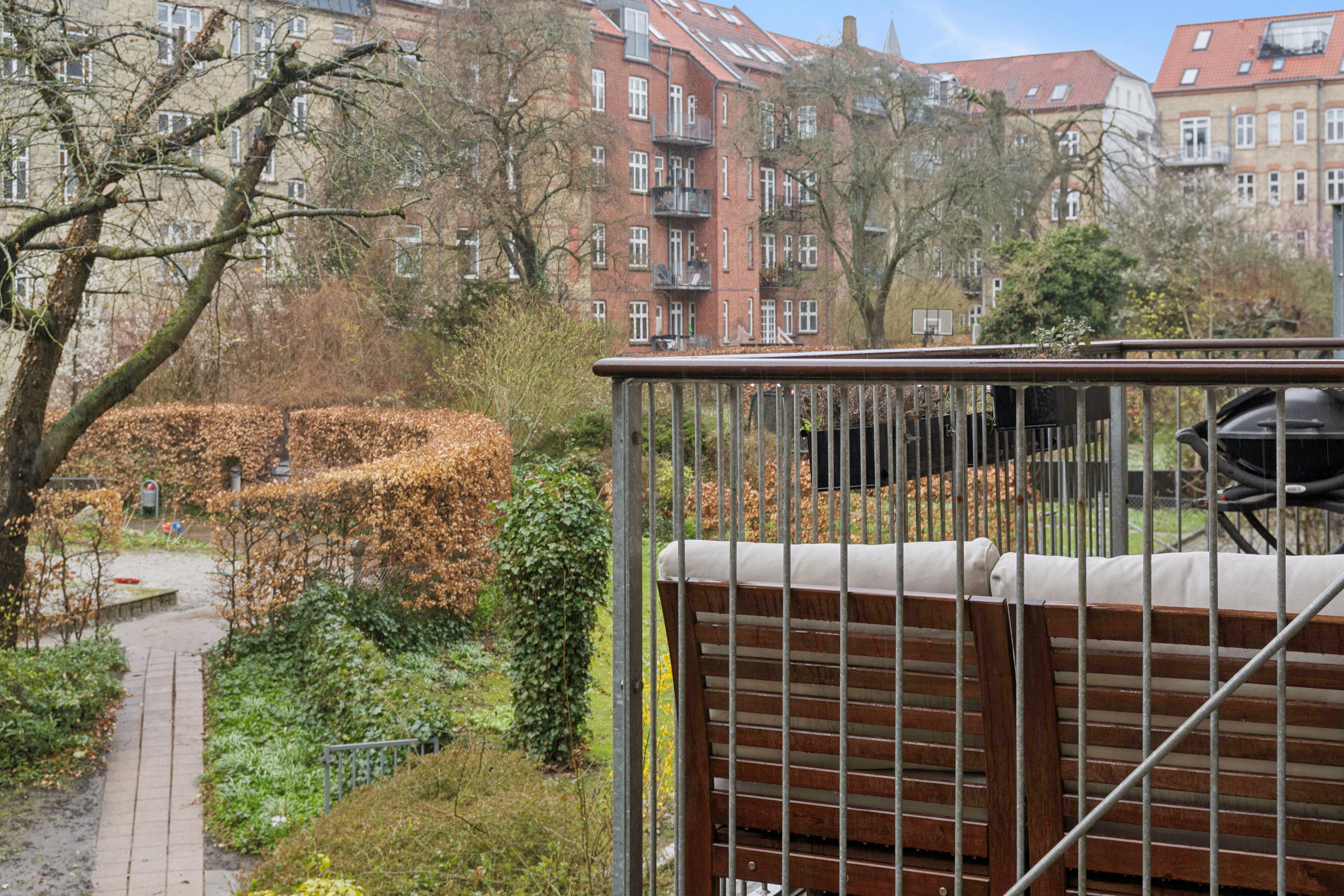 Fremhævet udendørs billede i fuldskærmstilstand. Billede af Hendrik Pontoppidans Gade 26, 1. tv., 8000 Aarhus C