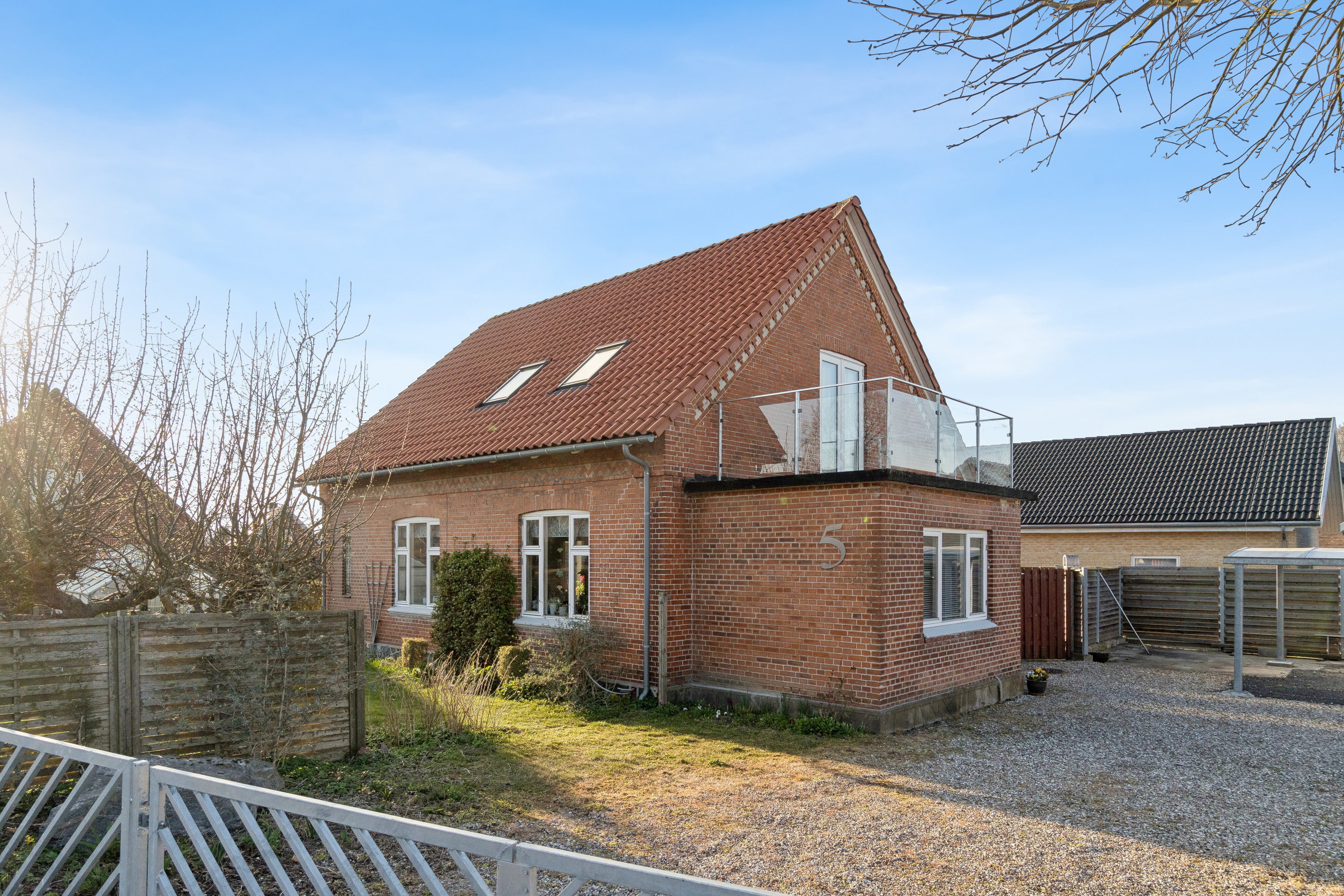 Fremhævet set fra haven billede i fuldskærmstilstand. Billede af Bystævnet 5, Rønnebæk, 4700 Næstved